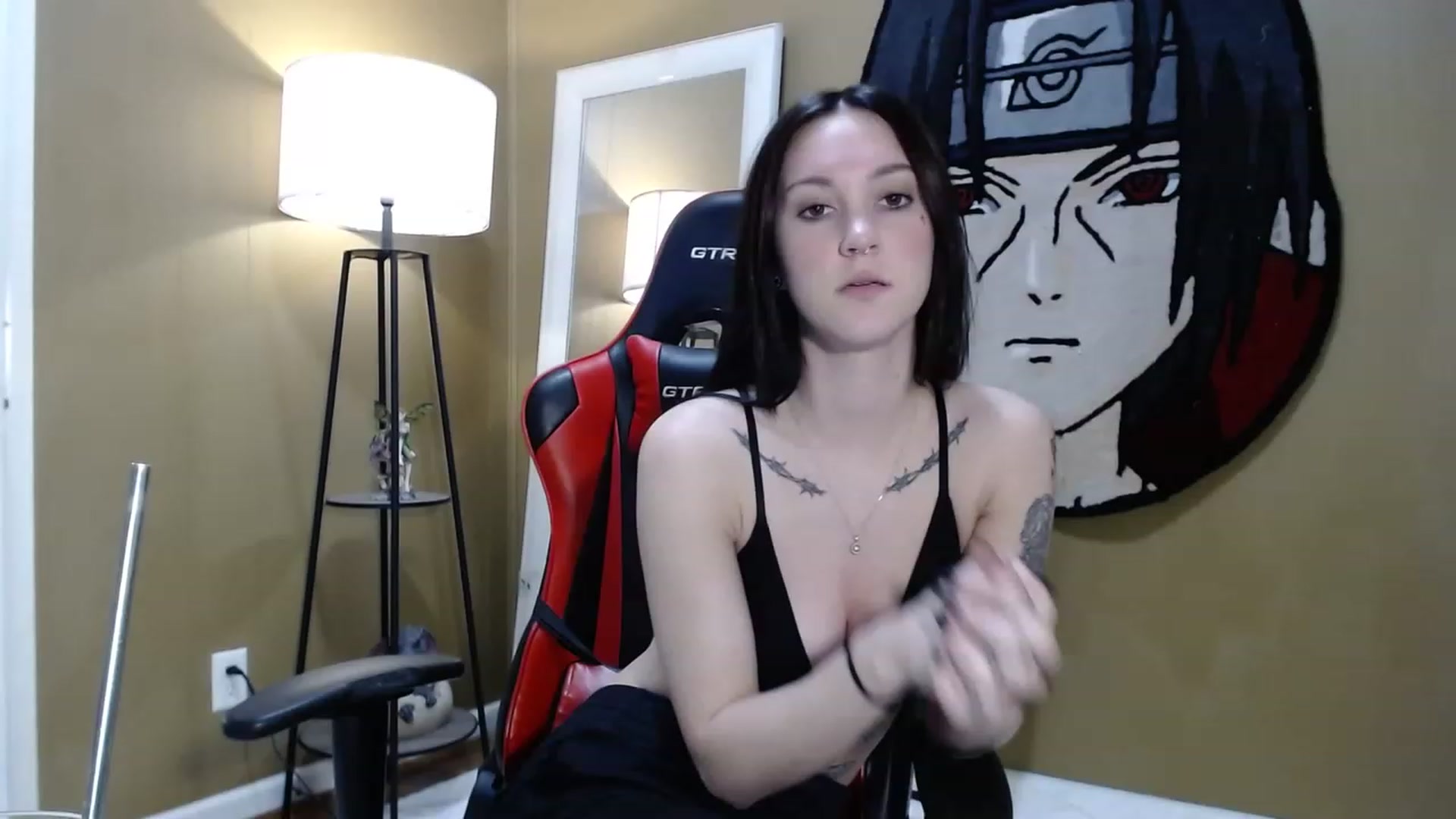 Gallery image thumbnail from Kikyo_xoxo's myfreecams stream on, 02/08/2023, 24:04 image 19 of 20