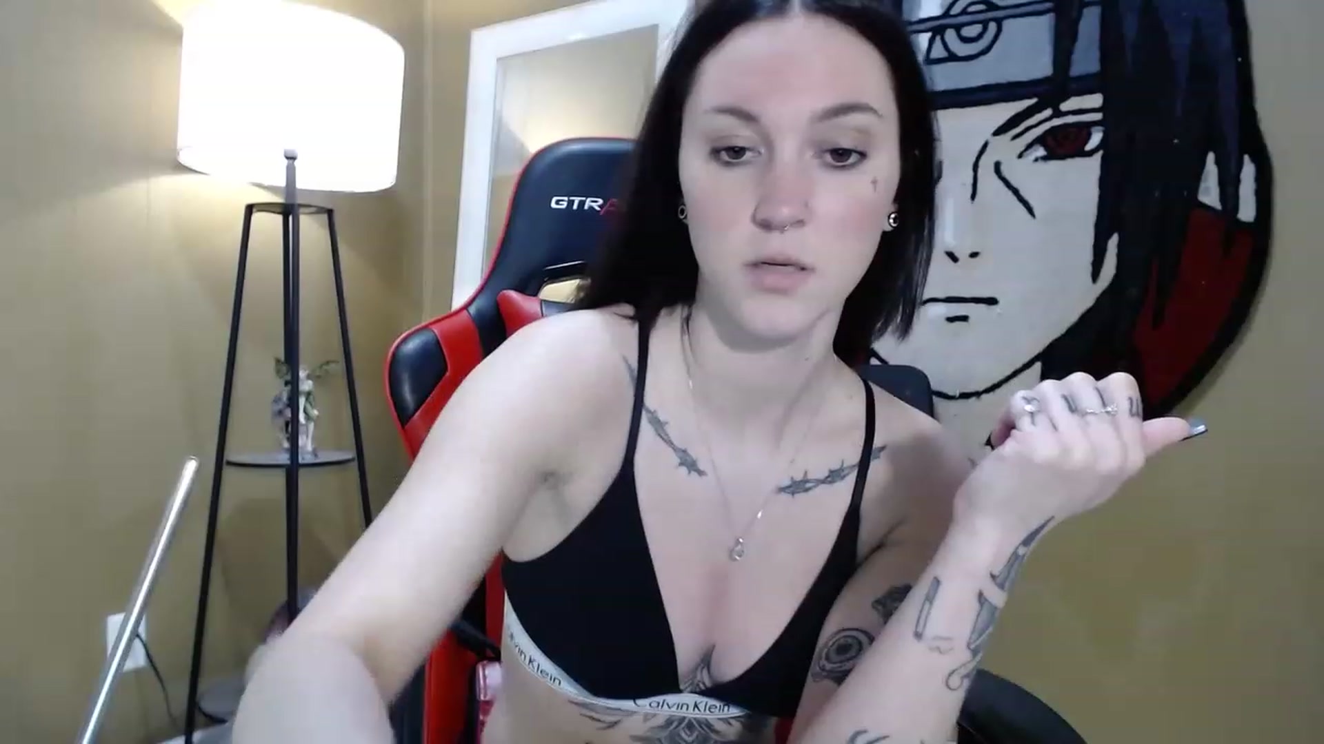 Gallery image thumbnail from Kikyo_xoxo's myfreecams stream on, 02/08/2023, 24:04 image 16 of 20