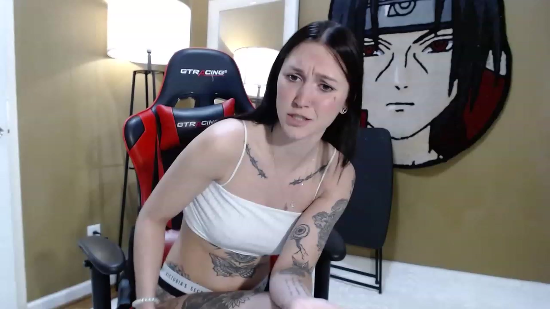 Gallery image thumbnail from Kikyo_xoxo's myfreecams stream on, 02/10/2023, 01:14 image 7 of 20