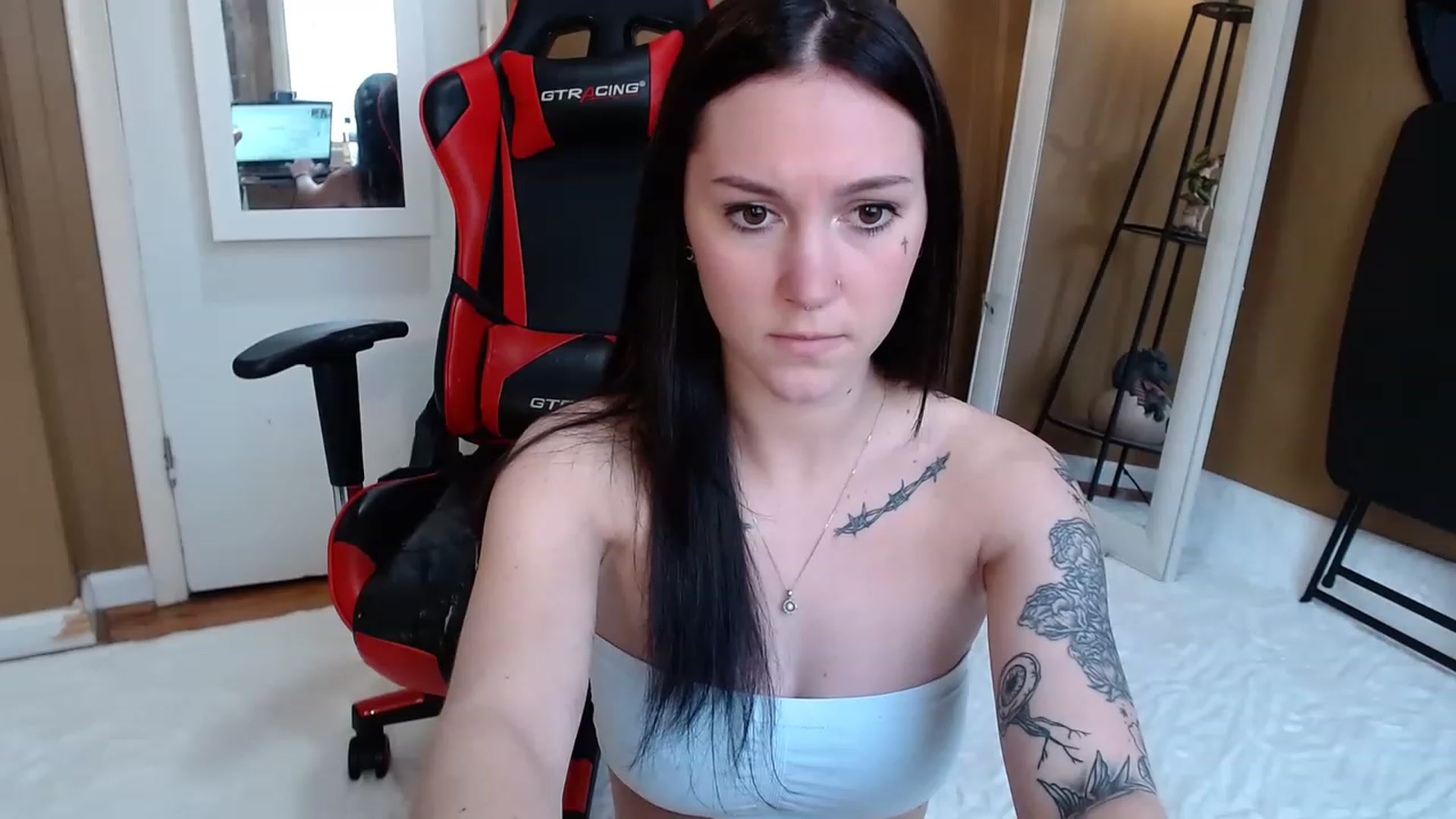 Gallery image thumbnail from Kikyo_xoxo's myfreecams stream on, 02/10/2023, 17:50 image 17 of 20