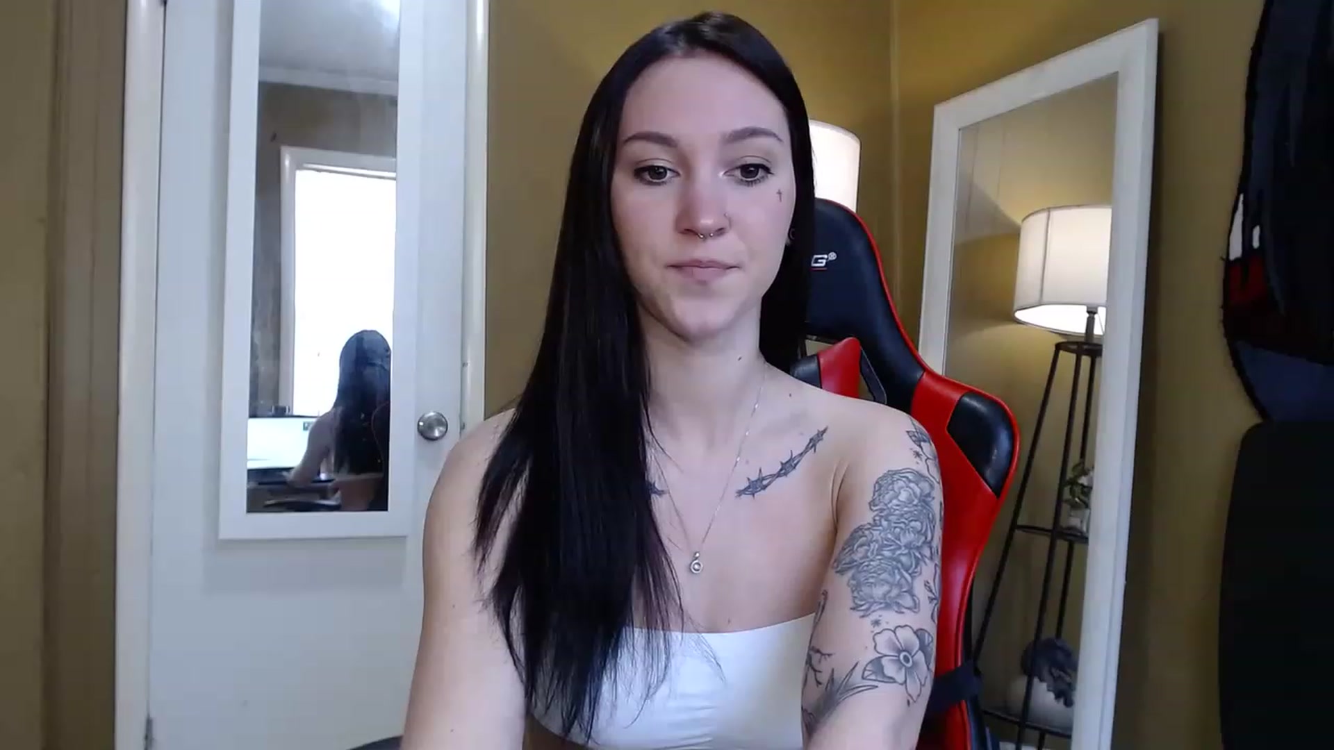 Gallery image thumbnail from Kikyo_xoxo's myfreecams stream on, 02/10/2023, 17:50 image 3 of 20