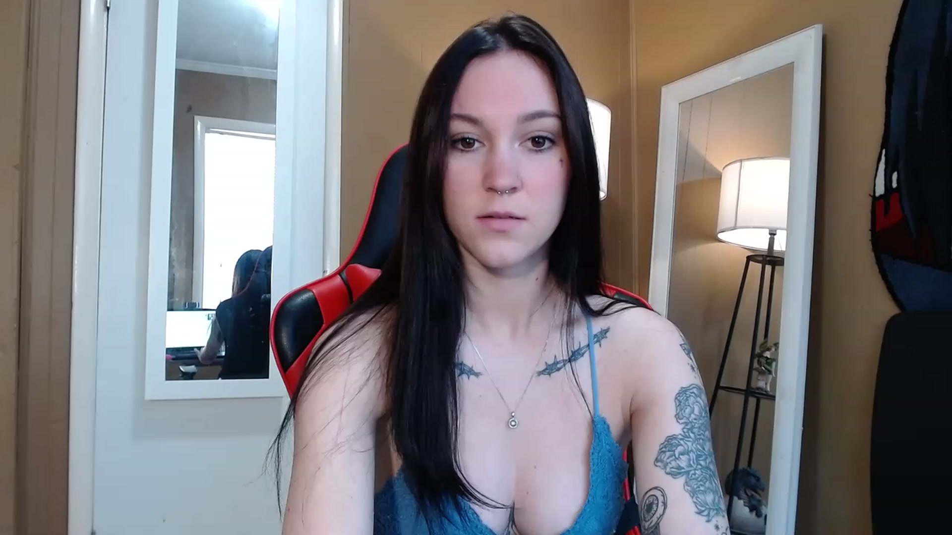 Gallery image thumbnail from Kikyo_xoxo's myfreecams stream on, 02/13/2023, 18:31 image 5 of 20