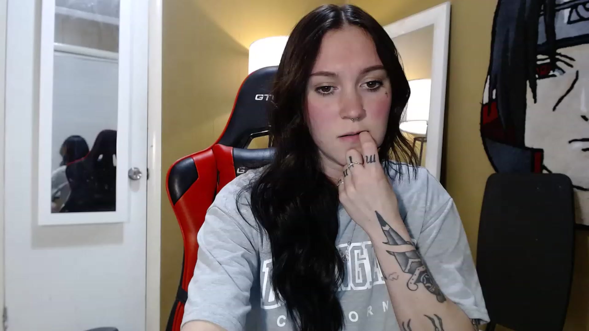 Gallery image thumbnail from Kikyo_xoxo's myfreecams stream on, 02/16/2023, 03:00 image 19 of 20