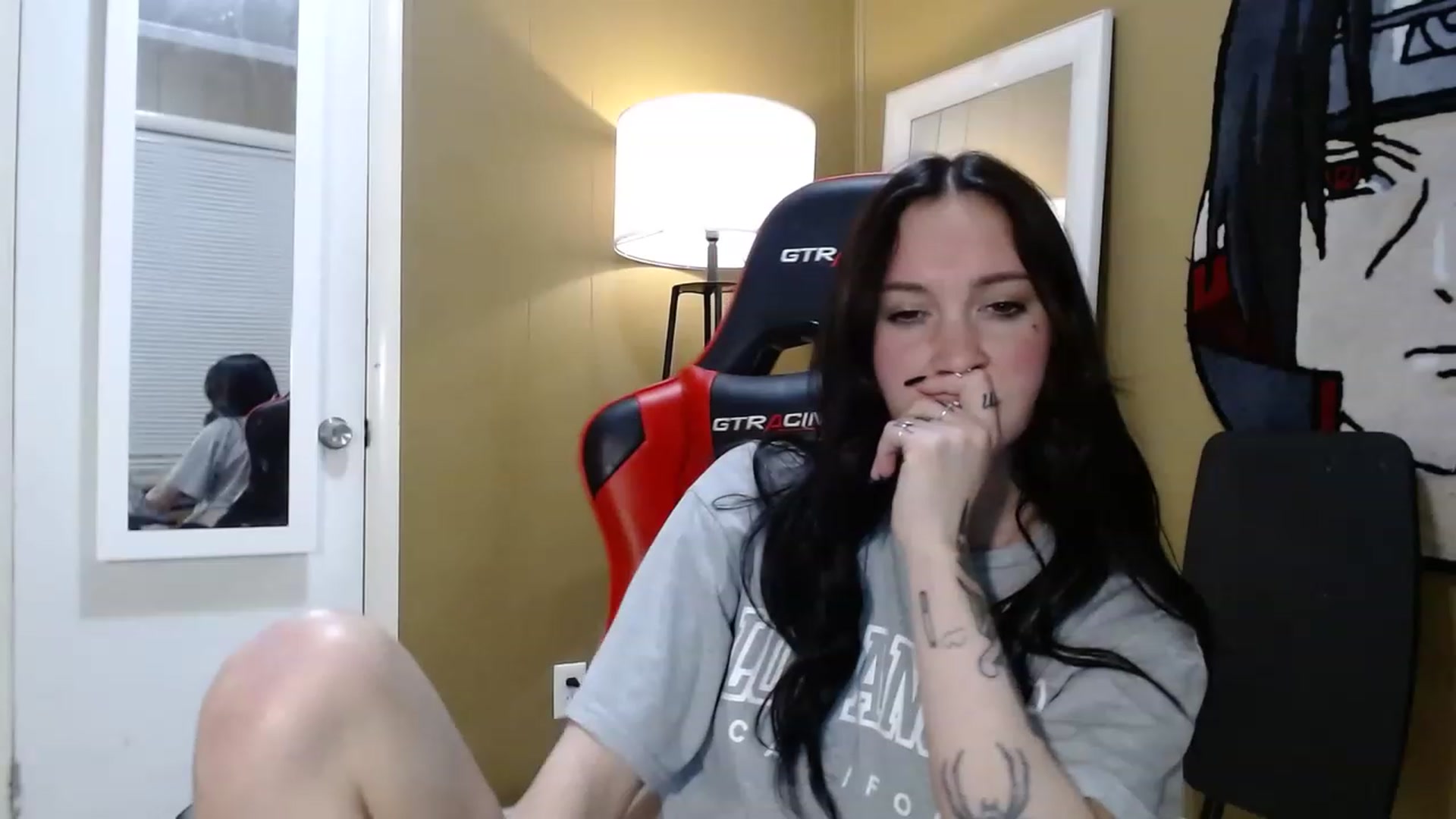Gallery image thumbnail from Kikyo_xoxo's myfreecams stream on, 02/16/2023, 03:00 image 15 of 20