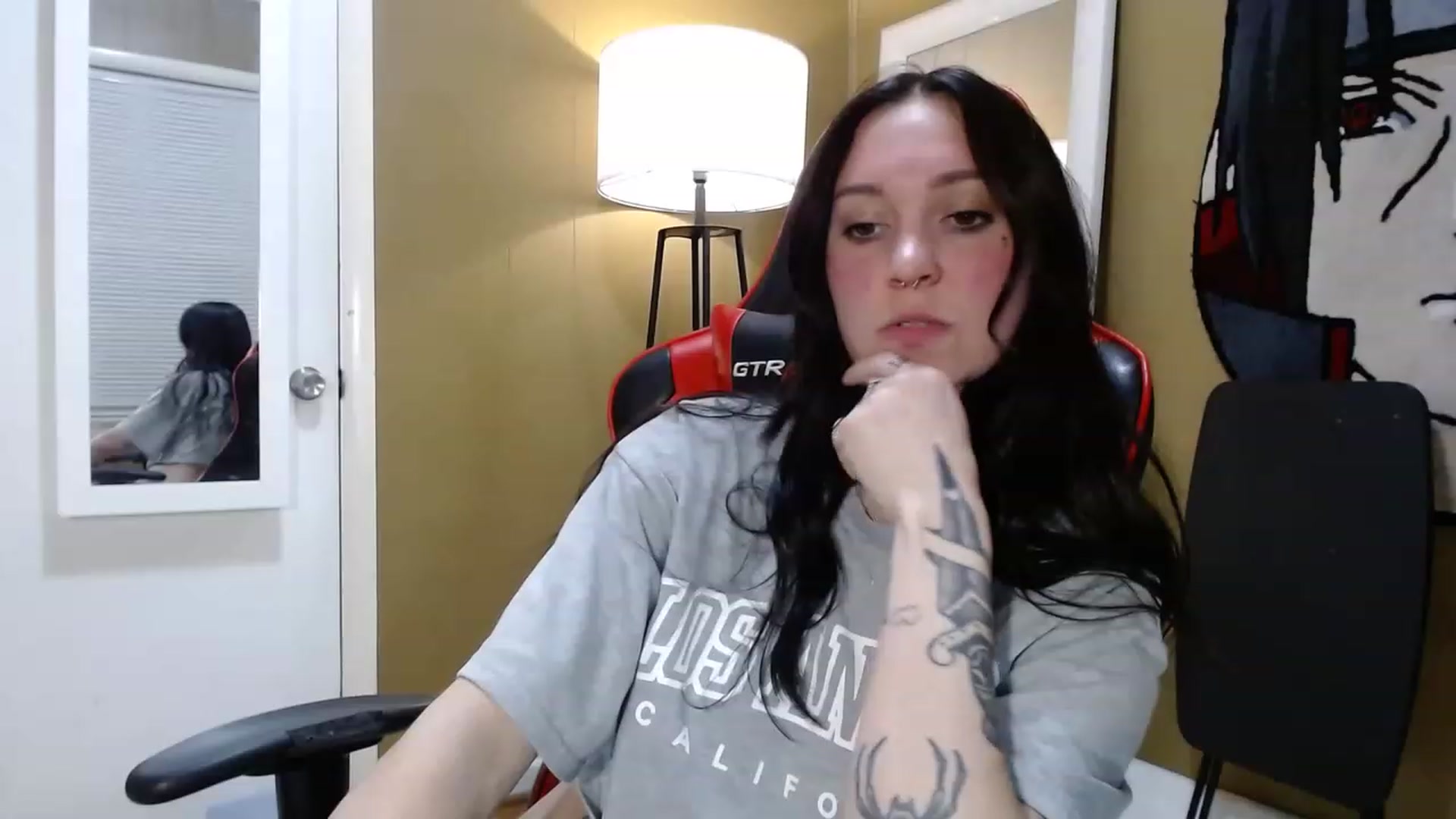 Gallery image thumbnail from Kikyo_xoxo's myfreecams stream on, 02/16/2023, 03:27 image 3 of 20