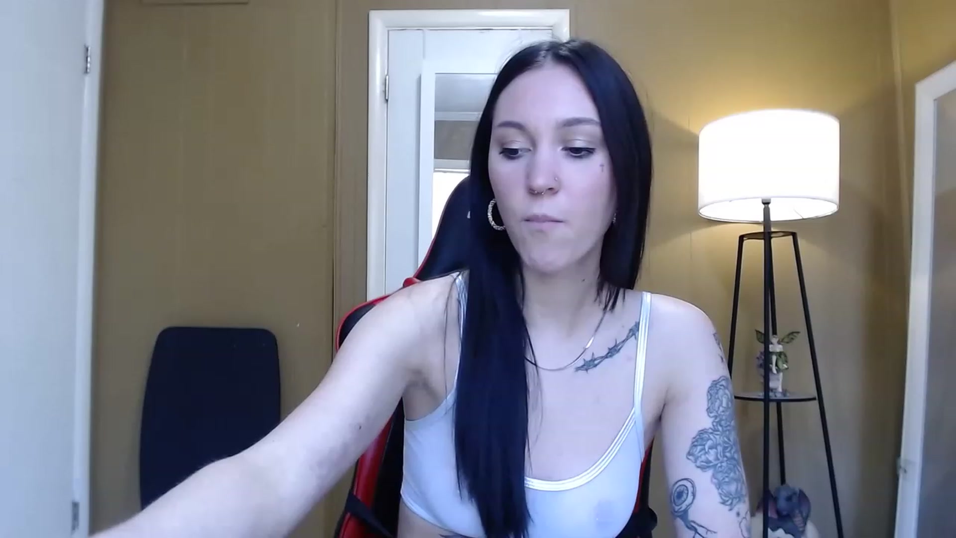Gallery image thumbnail from Kikyo_xoxo's myfreecams stream on, 02/18/2023, 17:15 image 9 of 20