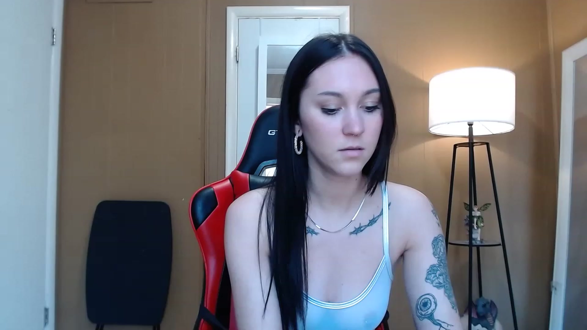 Gallery image thumbnail from Kikyo_xoxo's myfreecams stream on, 02/18/2023, 17:15 image 5 of 20