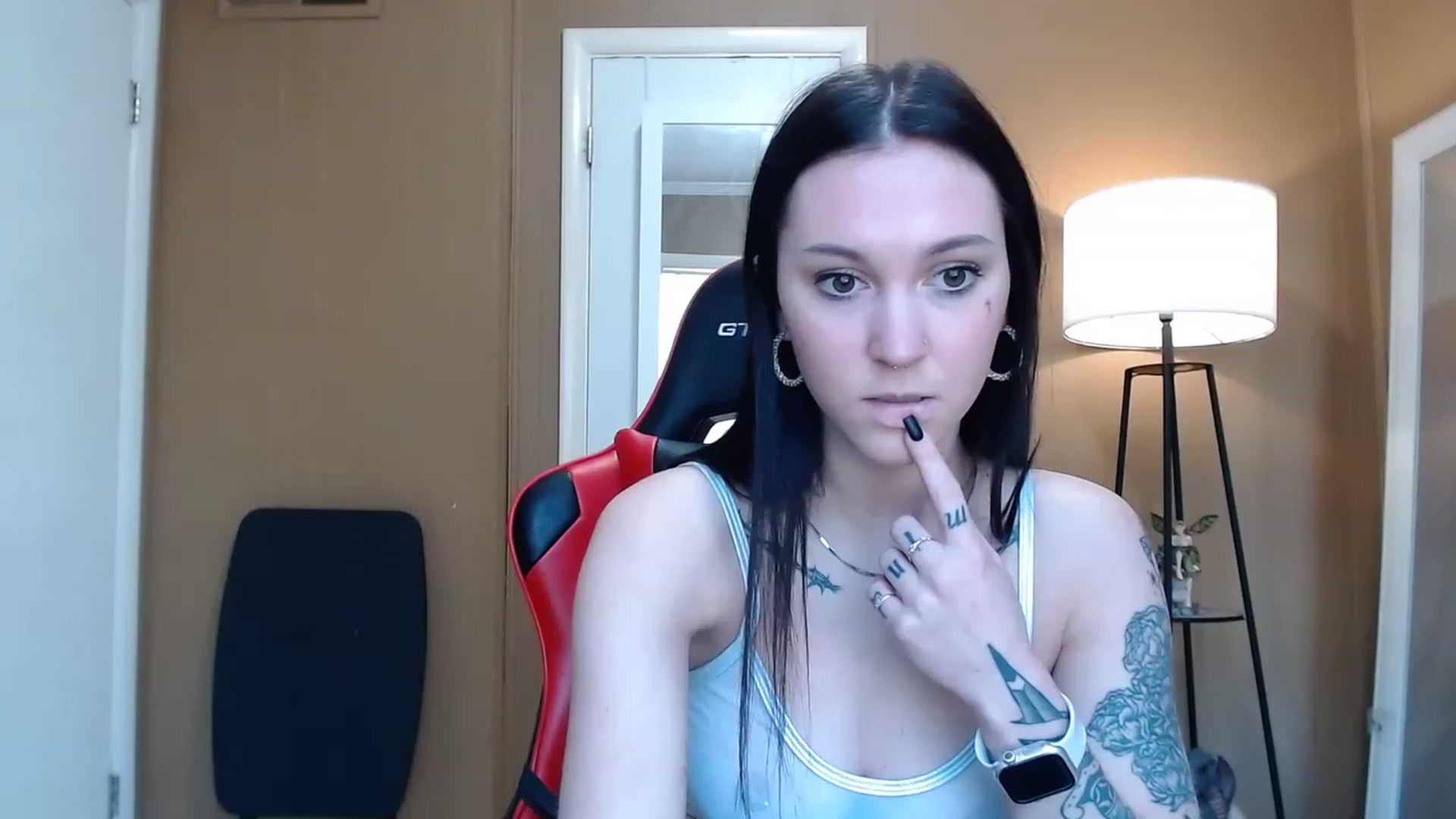 Gallery image thumbnail from Kikyo_xoxo's myfreecams stream on, 02/18/2023, 17:15 image 18 of 20