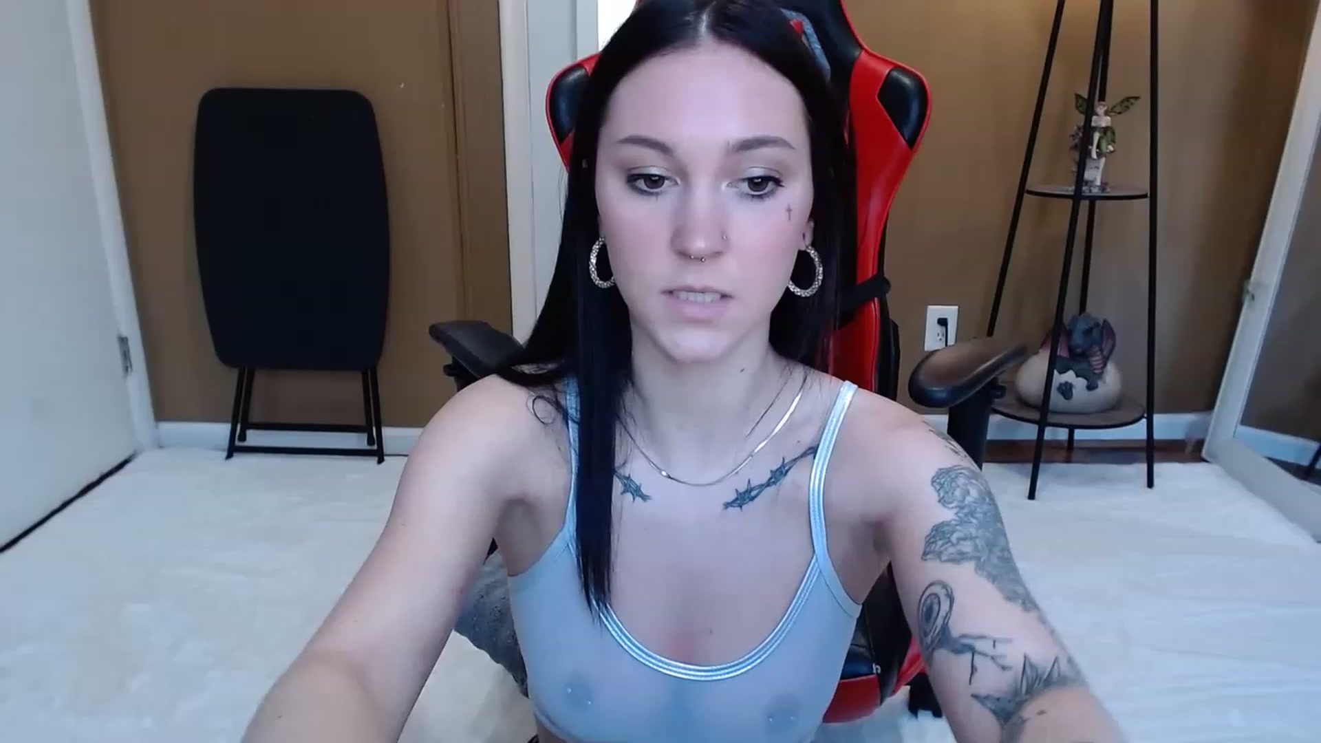 Gallery image thumbnail from Kikyo_xoxo's myfreecams stream on, 02/18/2023, 17:15 image 3 of 20