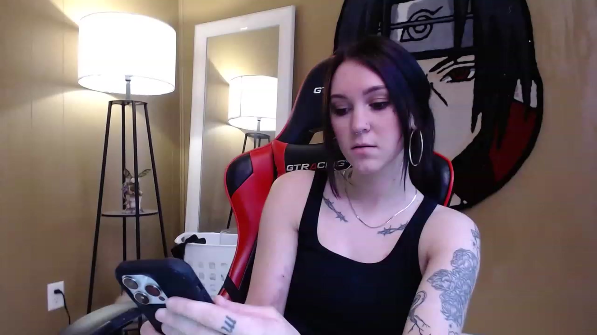 Gallery image thumbnail from Kikyo_xoxo's myfreecams stream on, 02/20/2023, 23:55 image 9 of 20