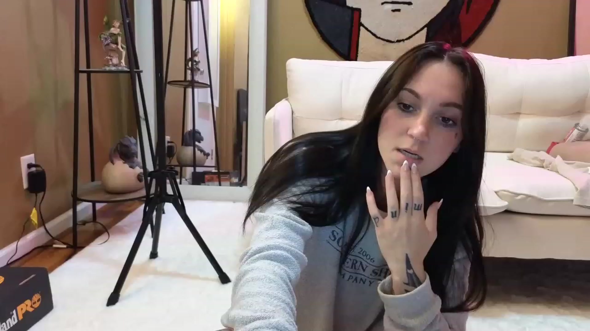 Gallery image thumbnail from Kikyo_xoxo's myfreecams stream on, 03/09/2023, 24:08 image 14 of 20