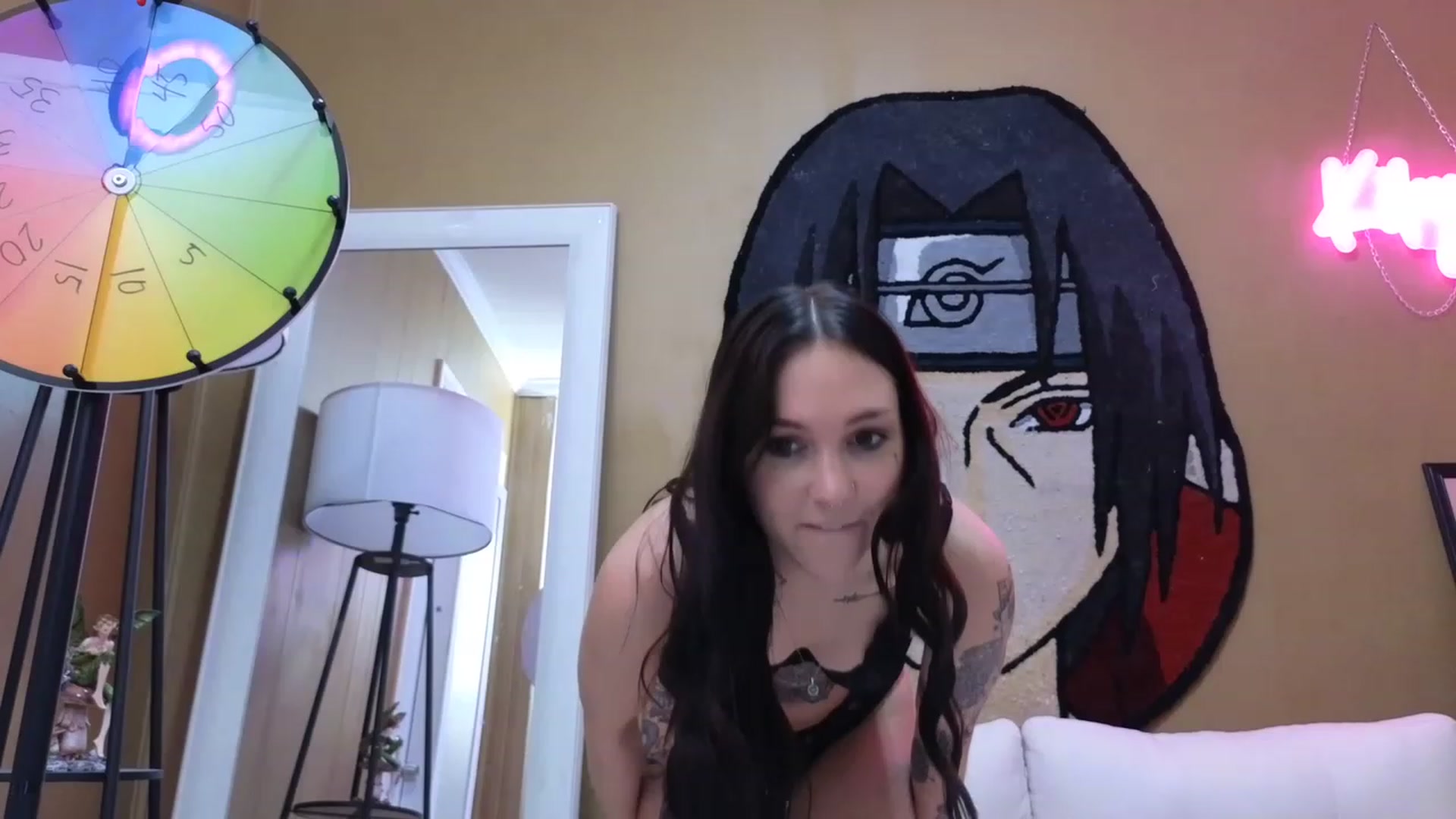 Gallery image thumbnail from Kikyo_xoxo's myfreecams stream on, 03/13/2023, 17:13 image 5 of 20