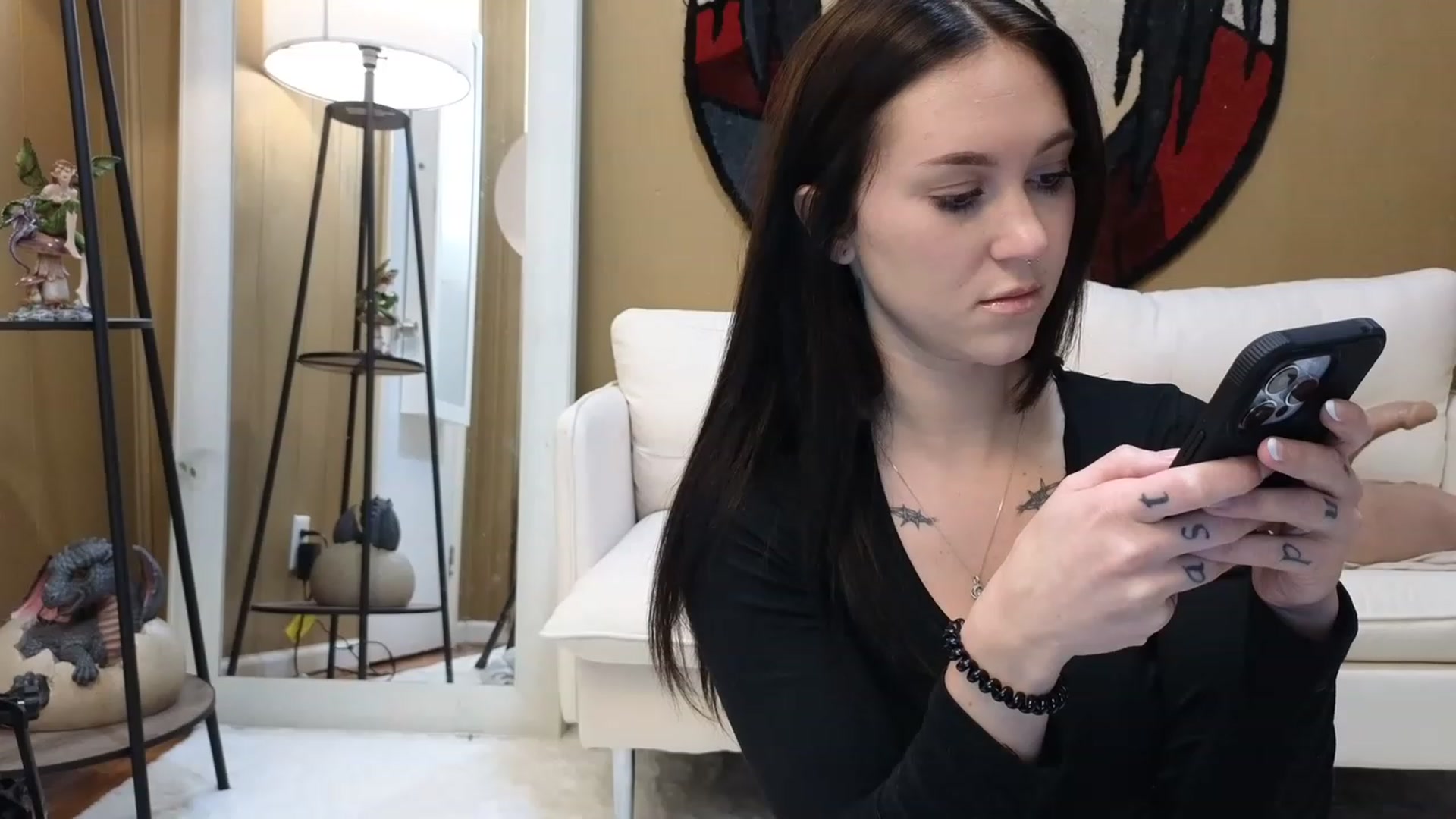 Gallery image thumbnail from Kikyo_xoxo's myfreecams stream on, 03/14/2023, 20:57 image 15 of 20