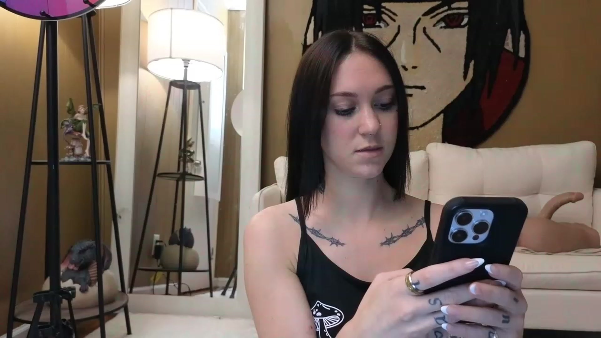 Gallery image thumbnail from Kikyo_xoxo's myfreecams stream on, 03/17/2023, 16:19 image 20 of 20