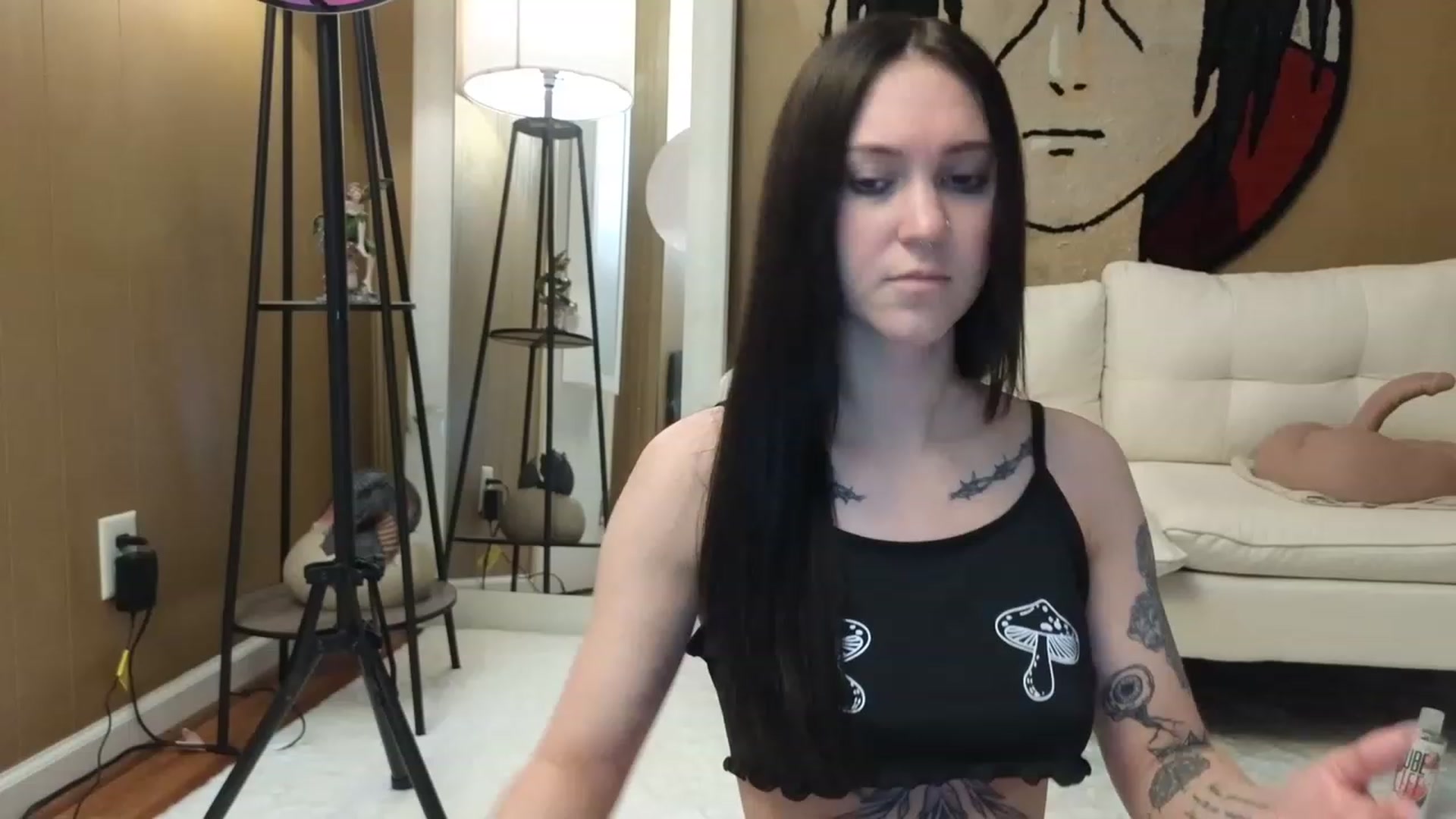 Gallery image thumbnail from Kikyo_xoxo's myfreecams stream on, 03/17/2023, 18:38 image 2 of 20