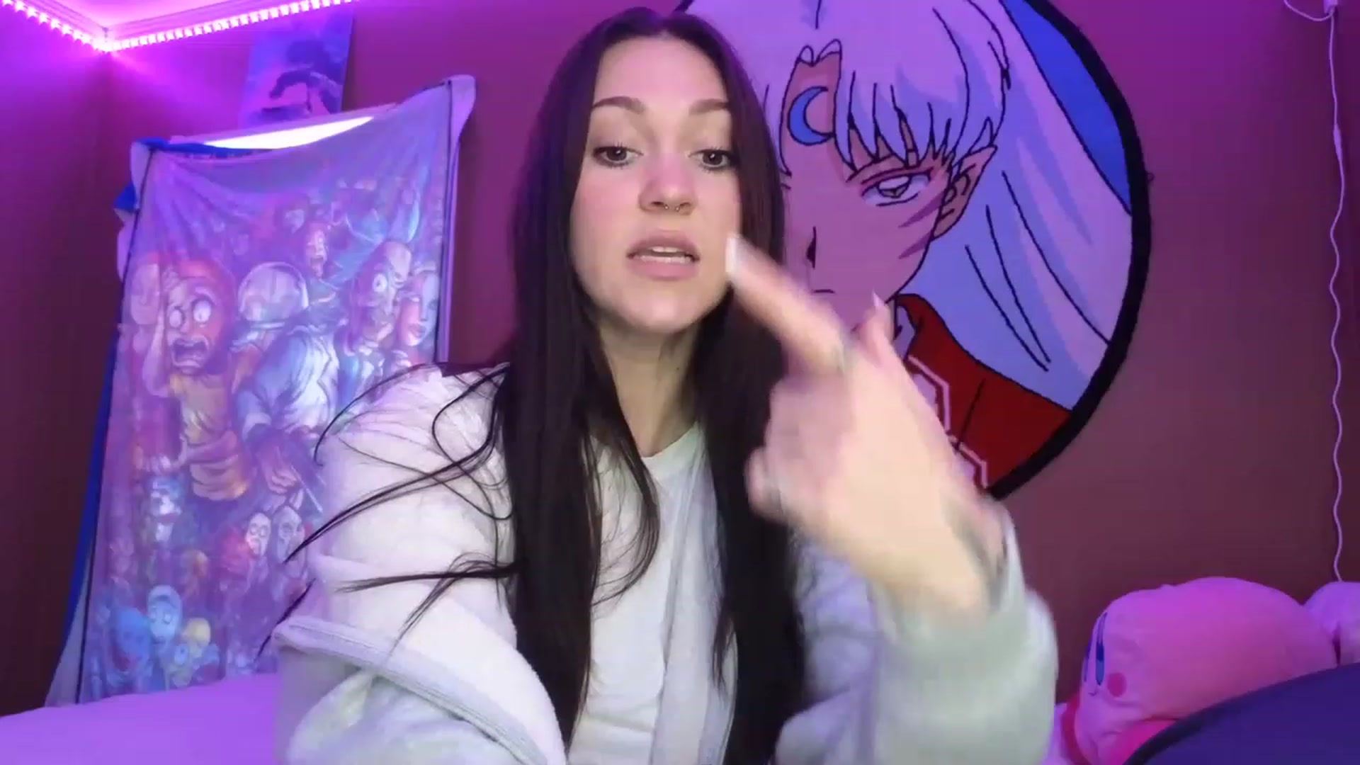 Gallery image thumbnail from Kikyo_xoxo's myfreecams stream on, 03/22/2023, 18:09 image 20 of 20