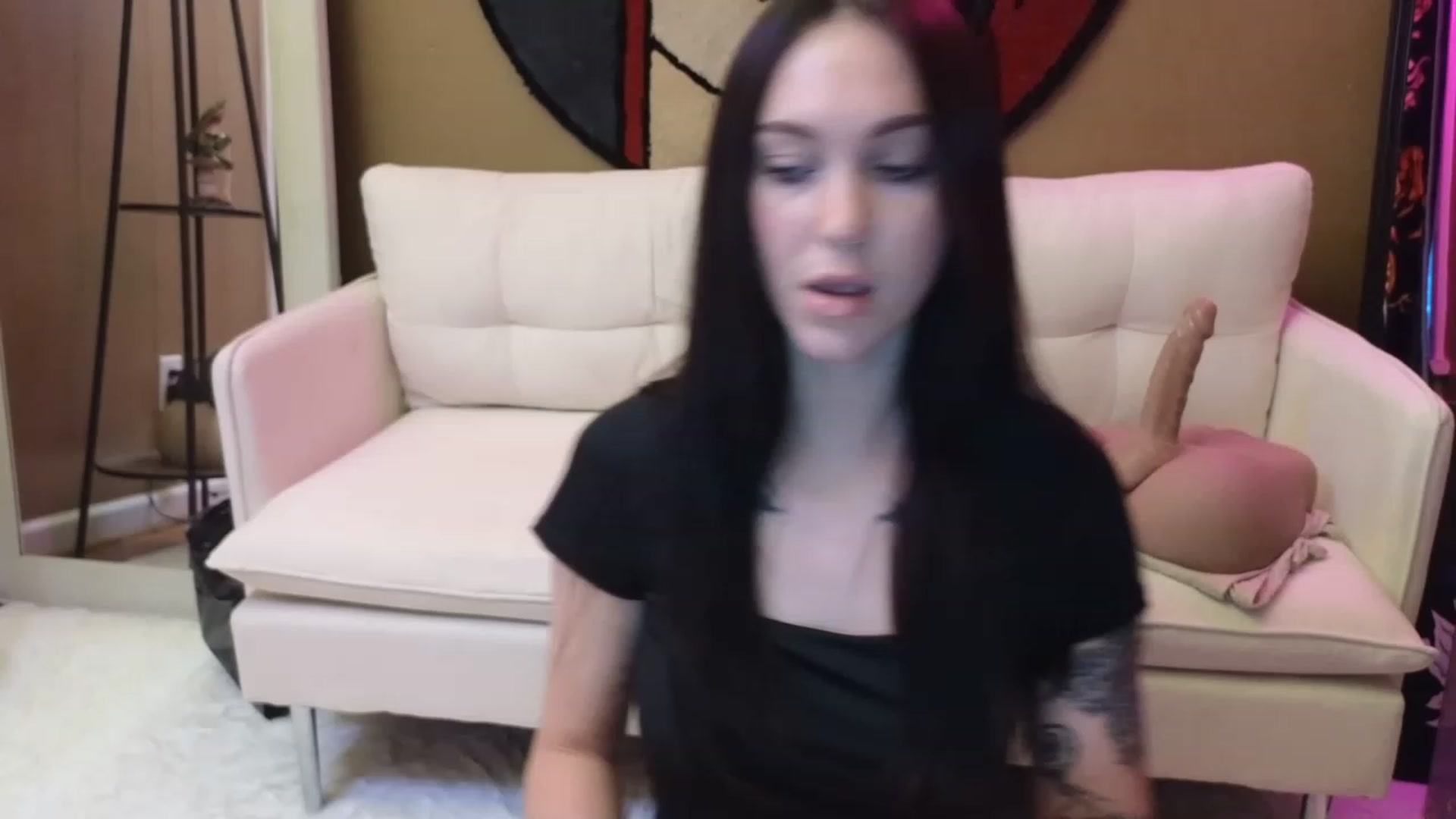 Gallery image thumbnail from Kikyo_xoxo's myfreecams stream on, 03/25/2023, 24:01 image 16 of 20