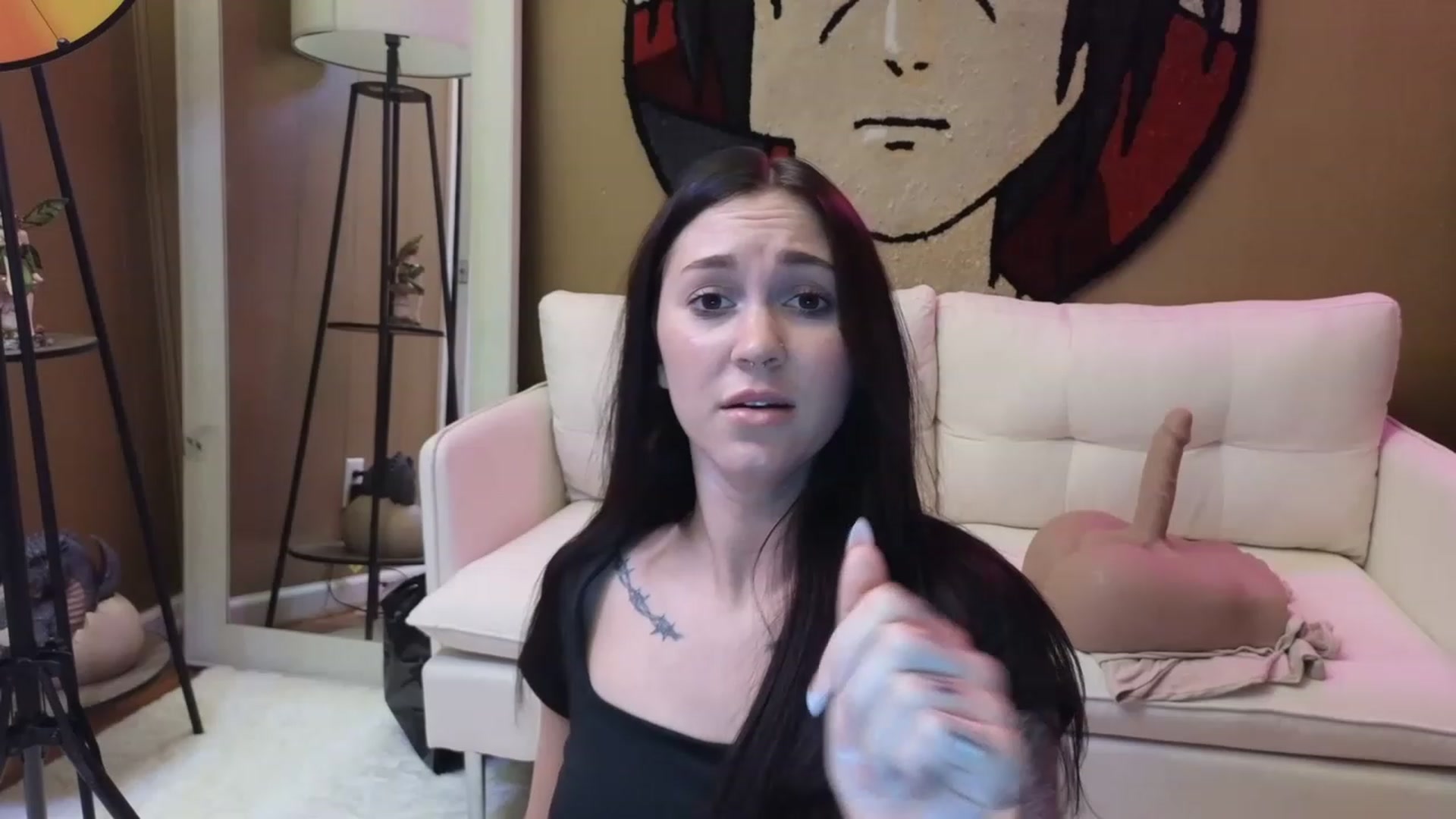 Gallery image thumbnail from Kikyo_xoxo's myfreecams stream on, 03/25/2023, 02:22 image 17 of 20