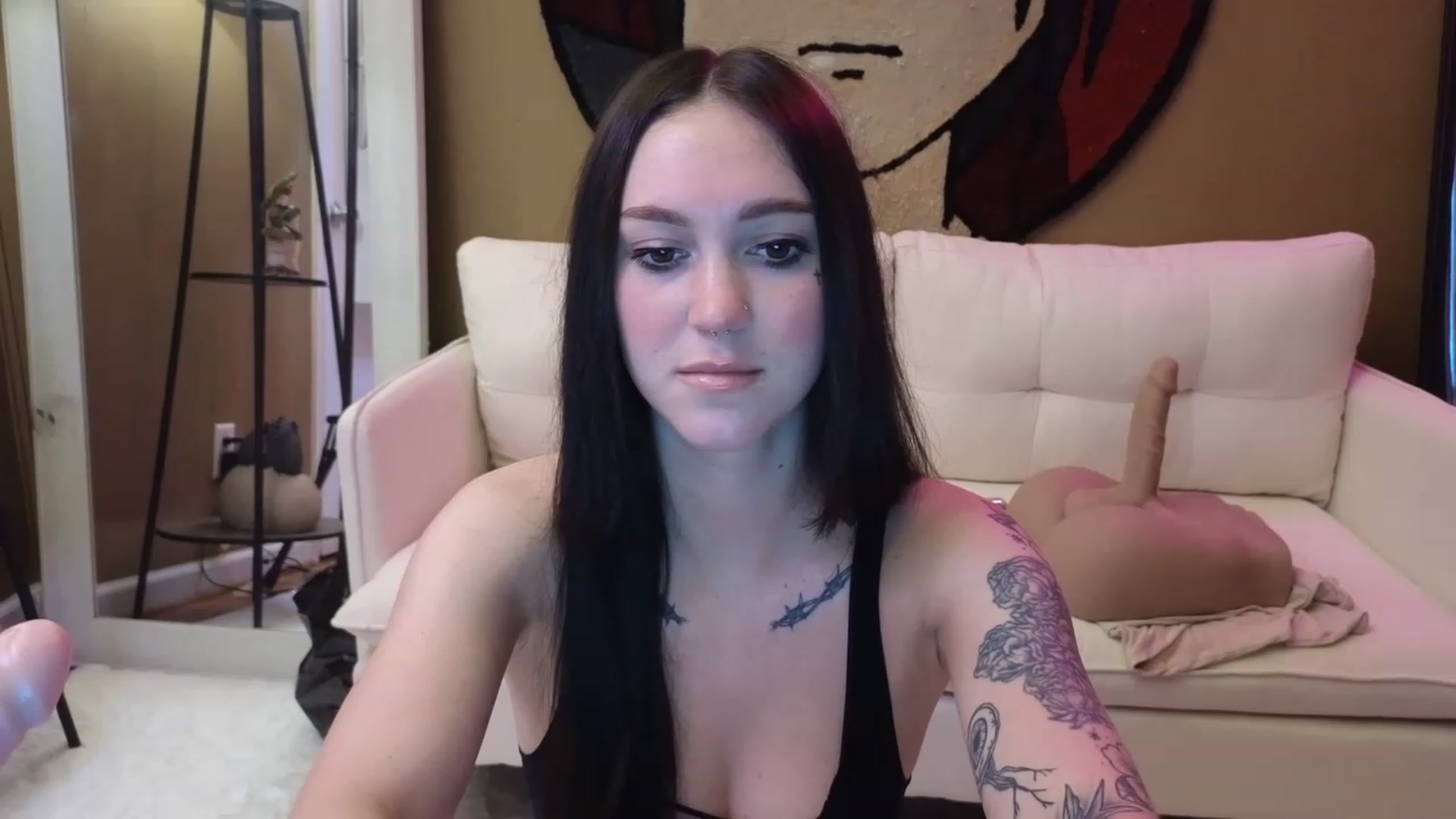 Gallery image thumbnail from Kikyo_xoxo's myfreecams stream on, 03/27/2023, 23:38 image 6 of 20