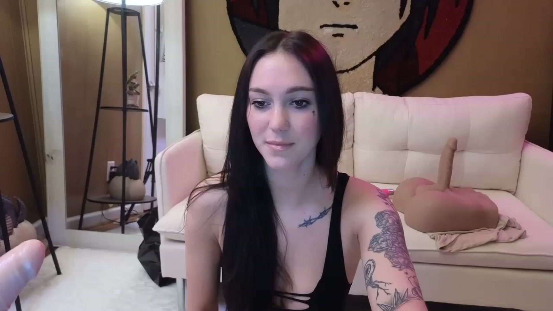 Gallery image thumbnail from Kikyo_xoxo's myfreecams stream on, 03/27/2023, 23:38 image 17 of 20