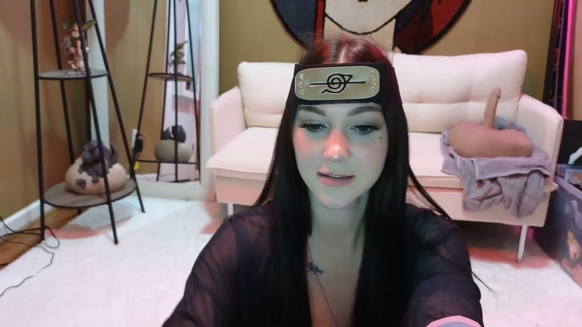 Gallery image thumbnail from Kikyo_xoxo's myfreecams stream on, 04/12/2023, 24:39 image 18 of 20
