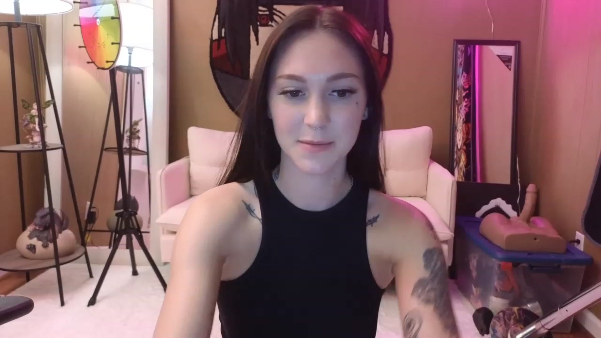 Gallery image thumbnail from Kikyo_xoxo's myfreecams stream on, 04/16/2023, 04:03 image 5 of 20