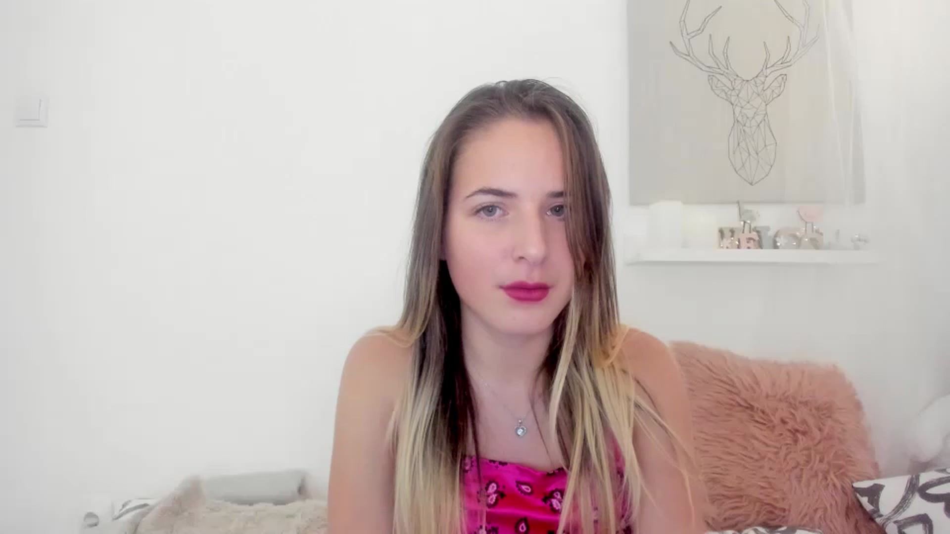 Gallery image thumbnail from Kiley__Minoww's myfreecams stream on, 11/16/2022, 19:41 image 14 of 20