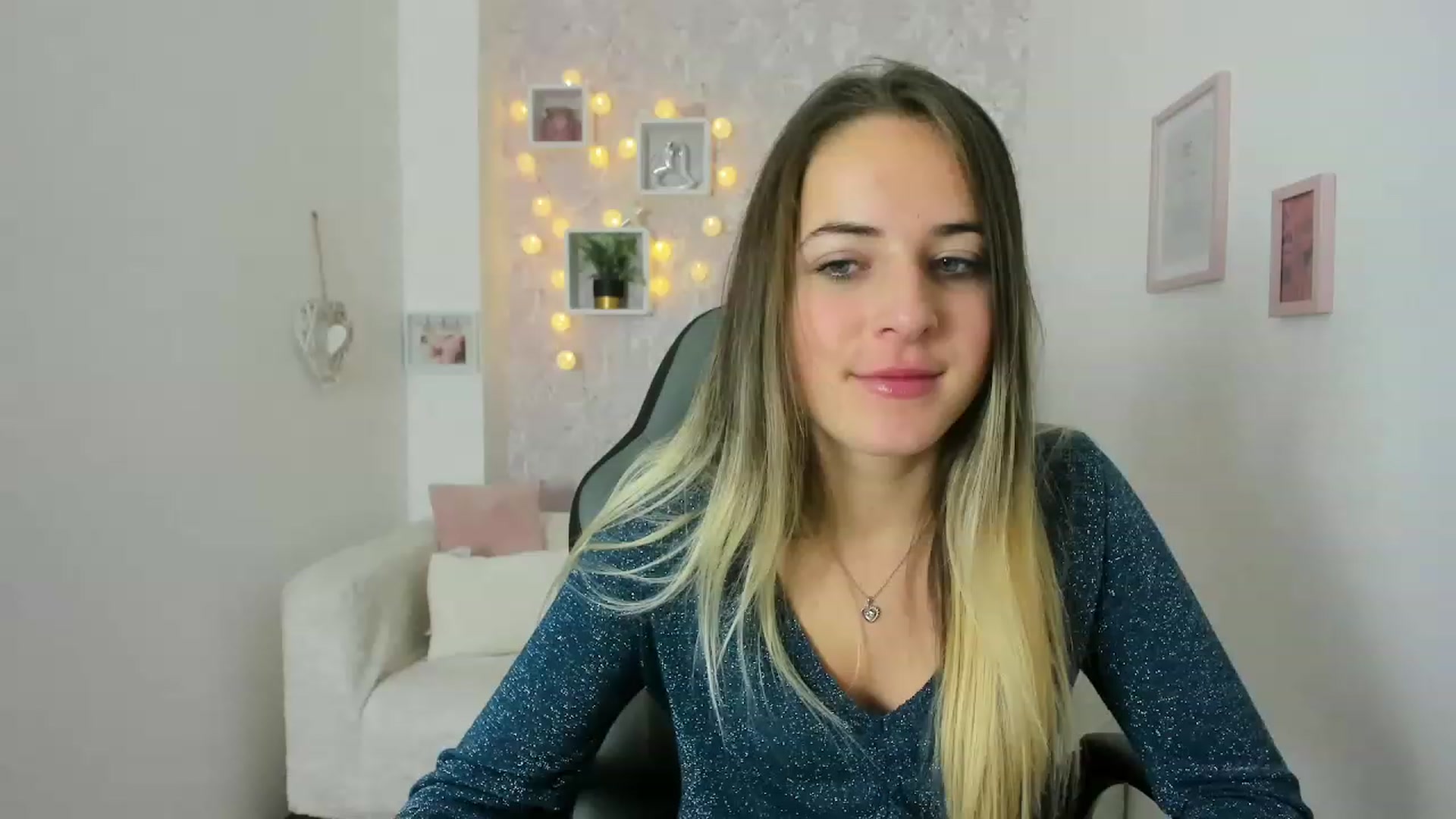 Gallery image thumbnail from Kiley__Minoww's myfreecams stream on, 12/09/2022, 11:50 image 16 of 20