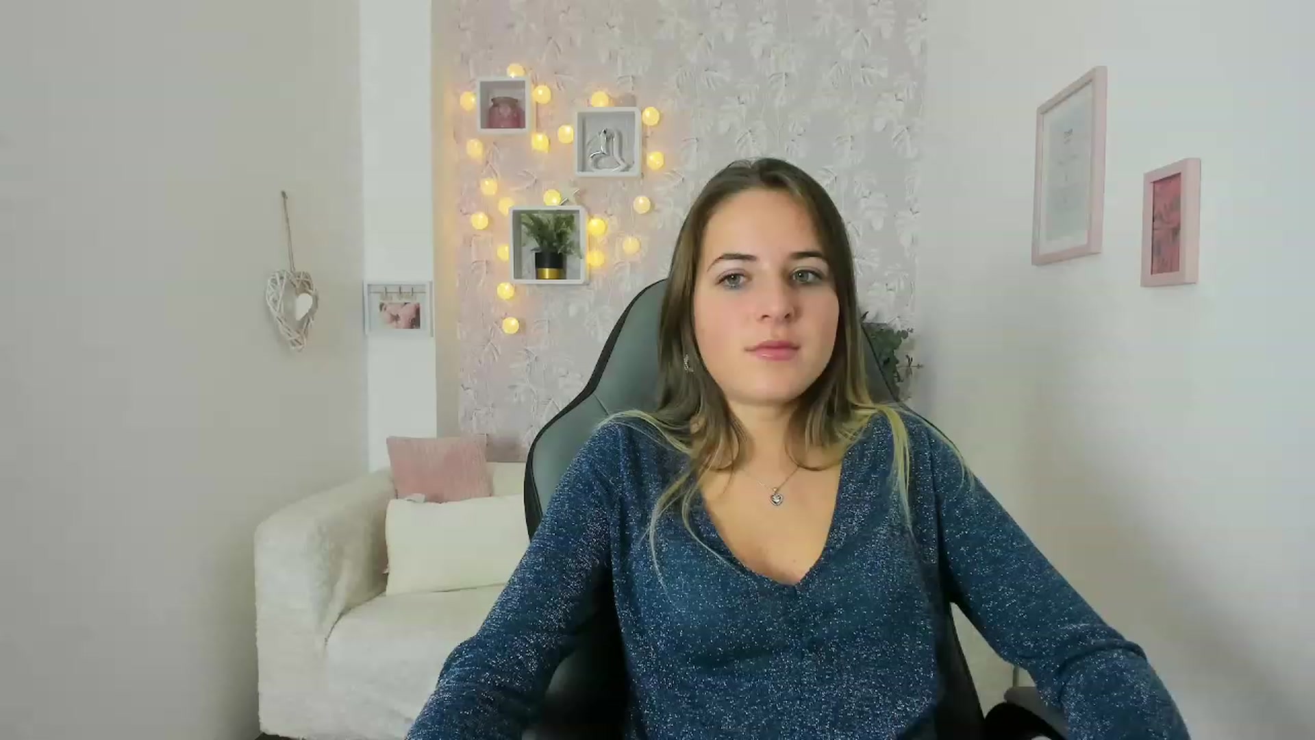 Gallery image thumbnail from Kiley__Minoww's myfreecams stream on, 12/09/2022, 12:33 image 20 of 20