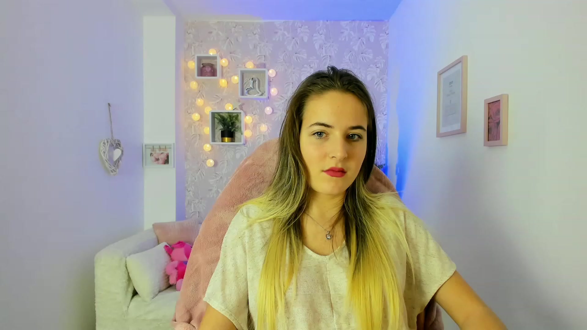 Gallery image thumbnail from Kiley__Minoww's myfreecams stream on, 12/27/2022, 15:19 image 20 of 20