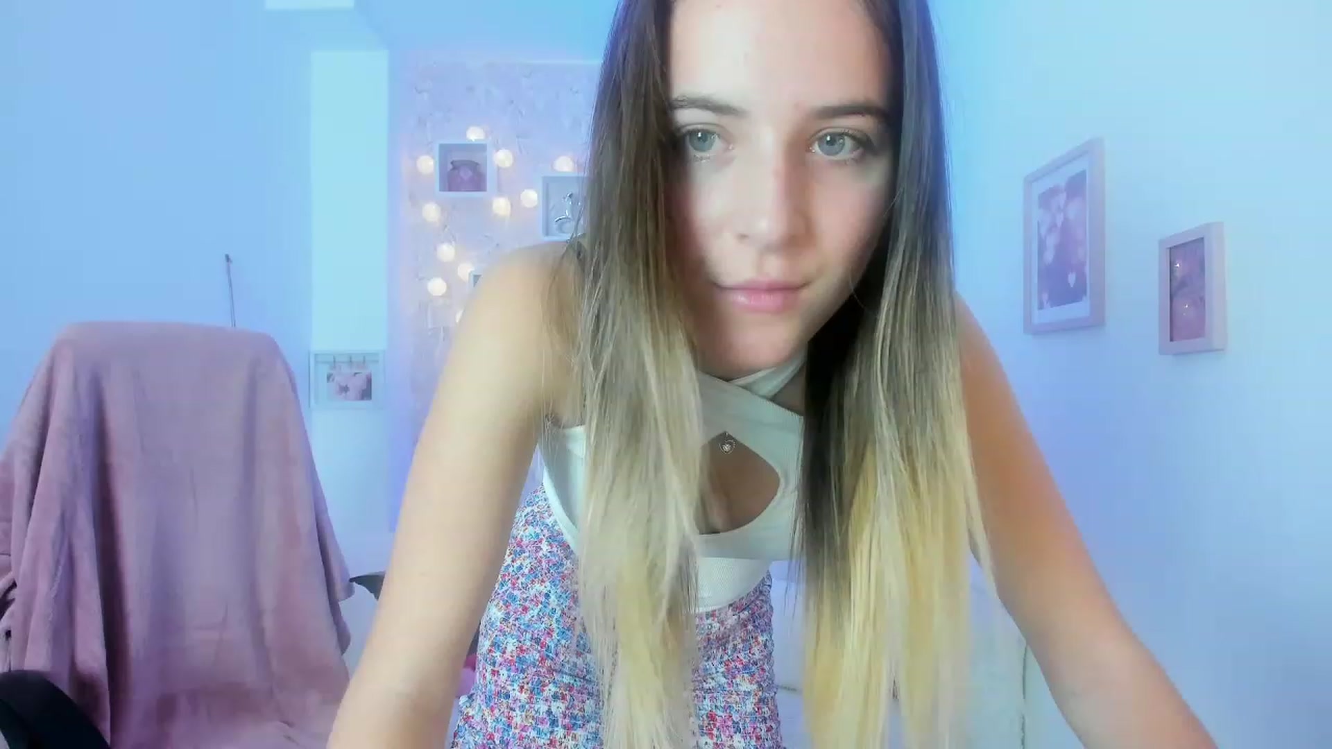 Gallery image thumbnail from Kiley__Minoww's myfreecams stream on, 01/06/2023, 16:31 image 20 of 20