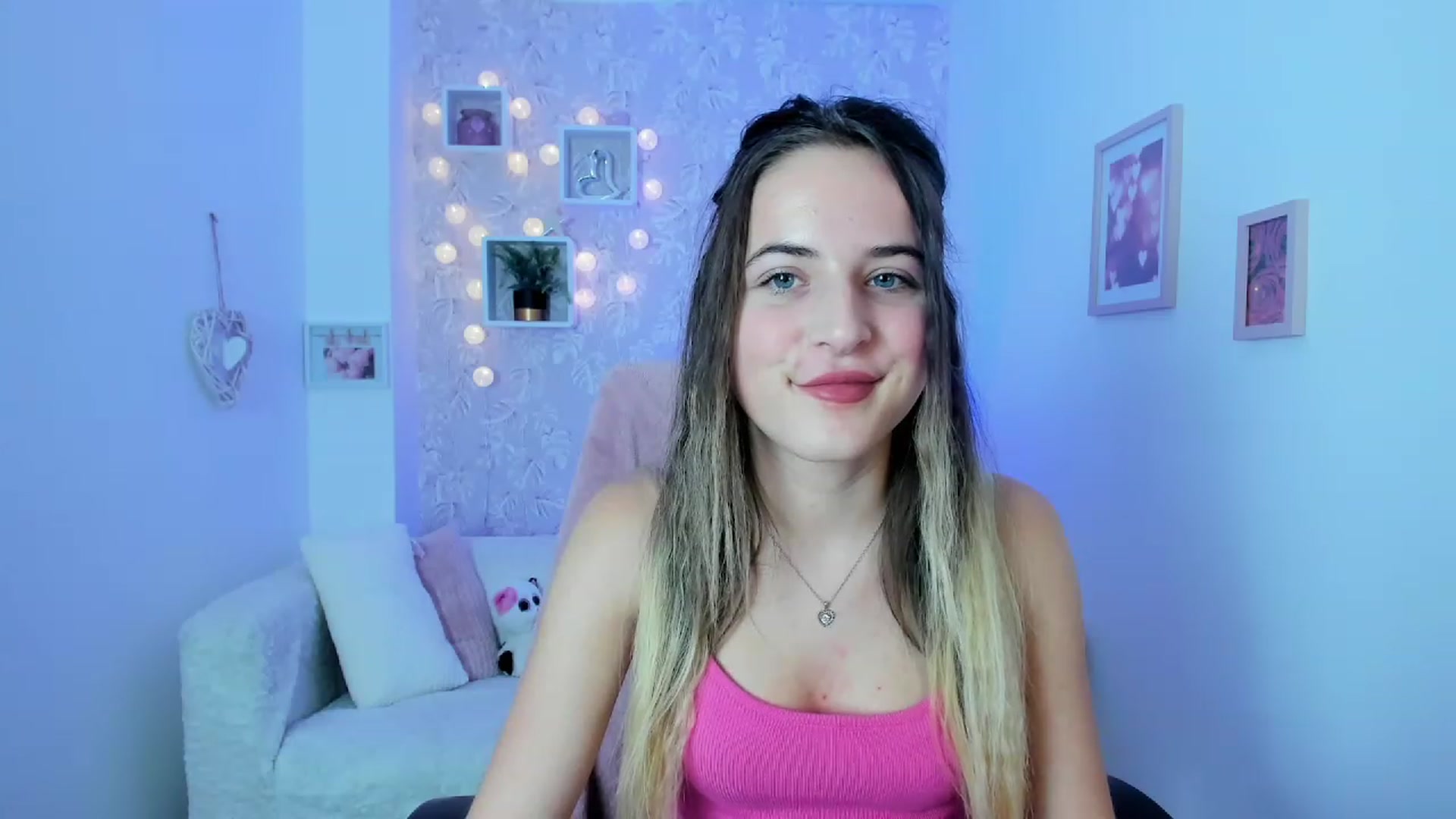 Gallery image thumbnail from Kiley__Minoww's myfreecams stream on, 01/10/2023, 18:52 image 19 of 20