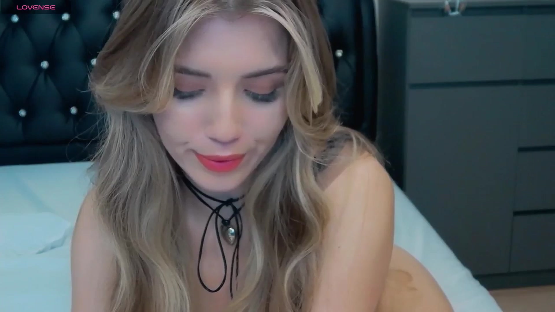 Gallery image thumbnail from KilianSou's myfreecams stream on, 03/14/2025, 07:52 image 16 of 20