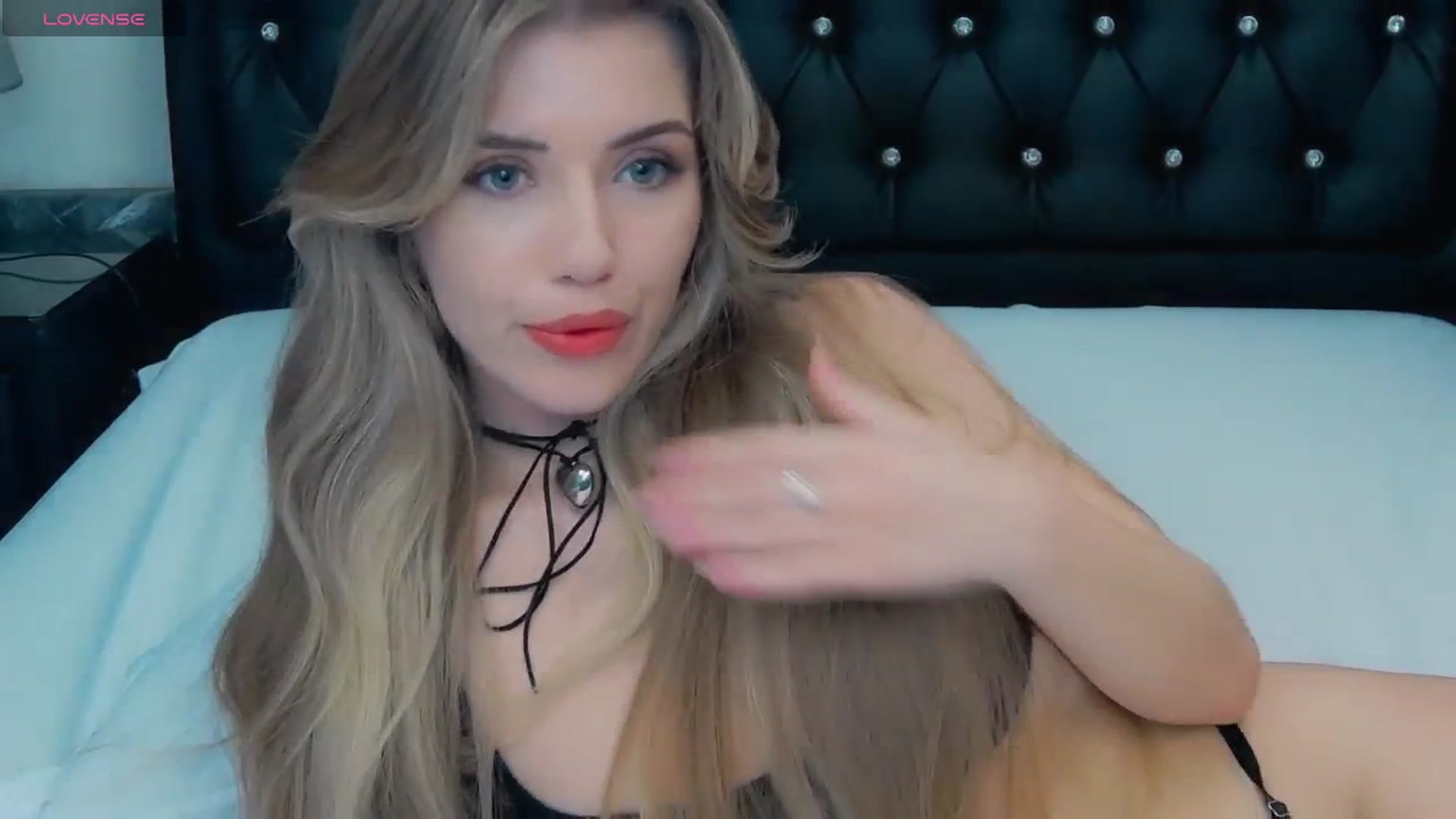 Gallery image thumbnail from KilianSou's myfreecams stream on, 03/14/2025, 07:52 image 9 of 20