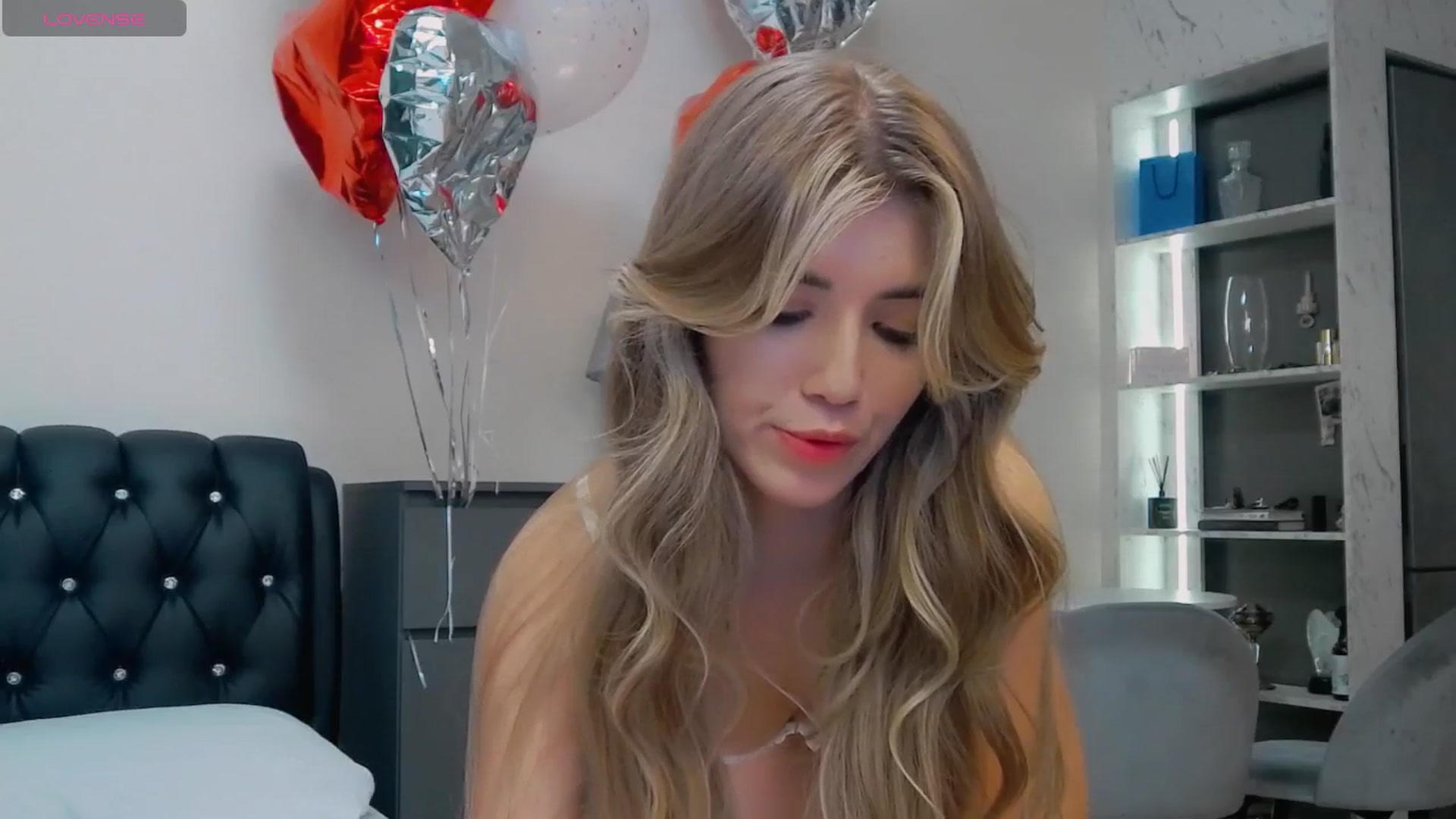 Gallery image thumbnail from KilianSou's myfreecams stream on, 03/18/2025, 06:33 image 13 of 20