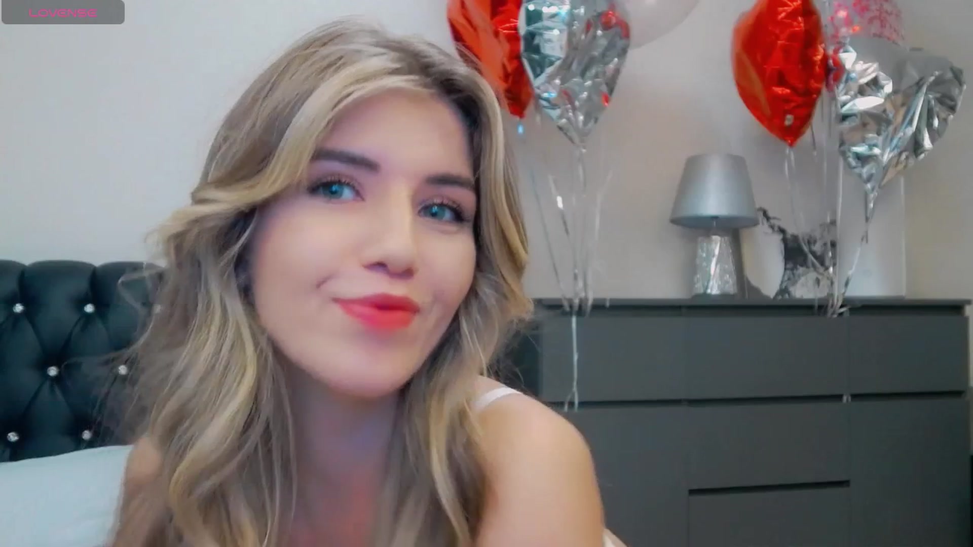 Gallery image thumbnail from KilianSou's myfreecams stream on, 03/18/2025, 07:37 image 6 of 20