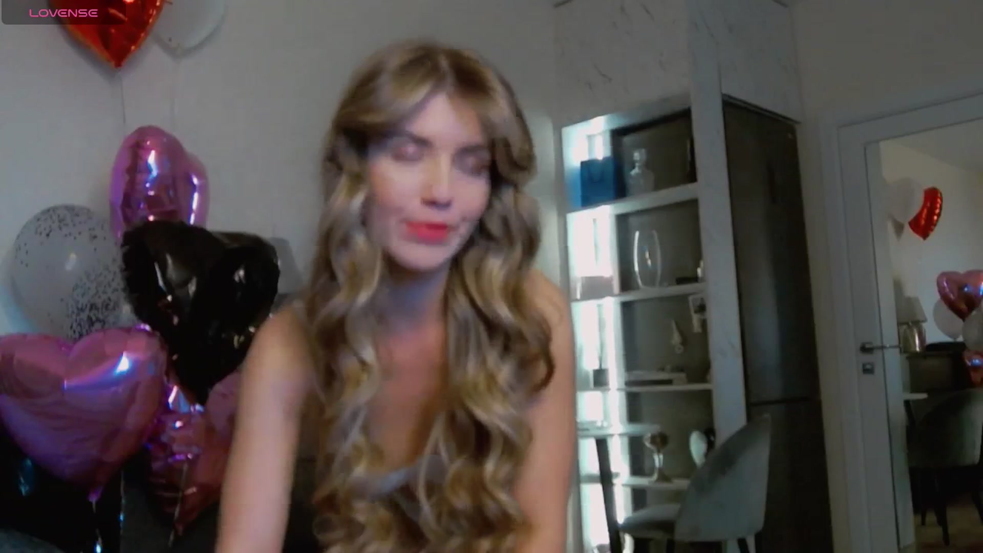 Gallery image thumbnail from KilianSou's myfreecams stream on, 03/31/2025, 24:22 image 9 of 20