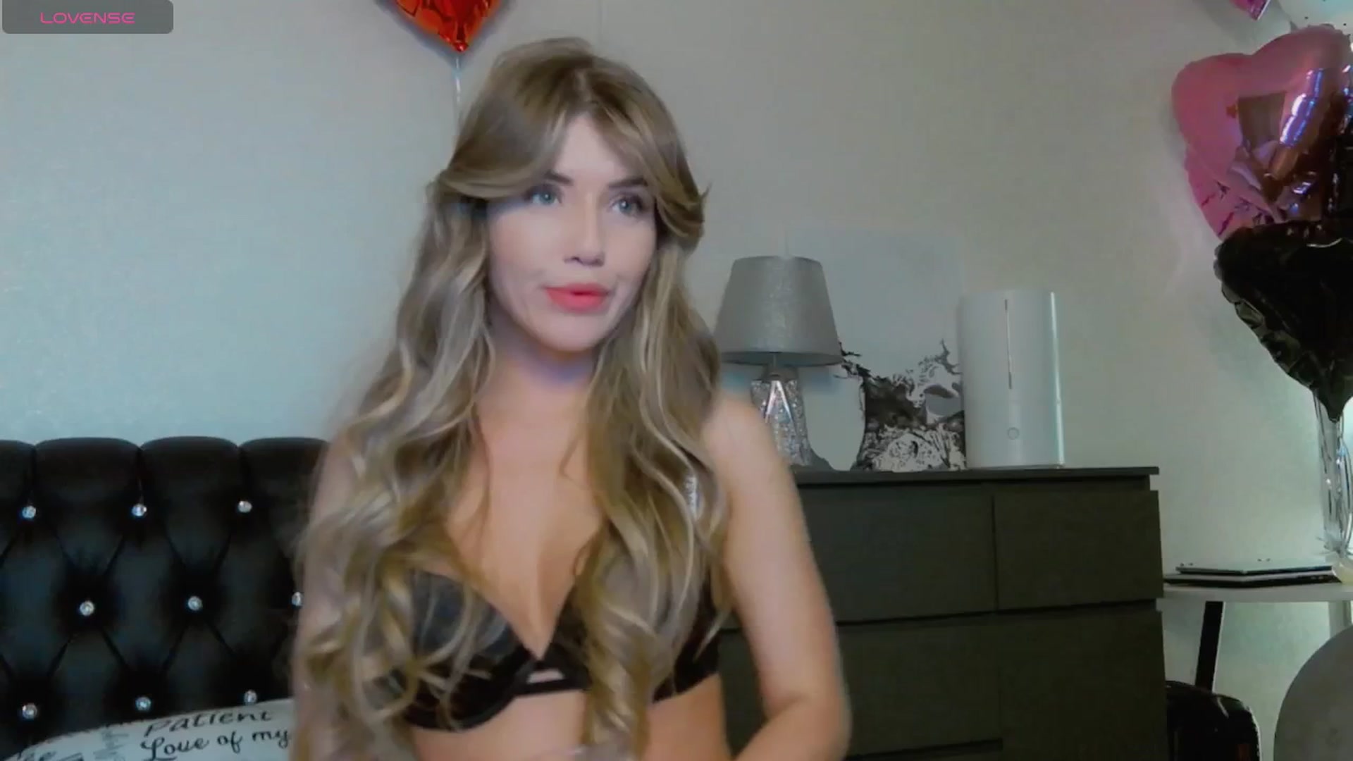 Gallery image thumbnail from KilianSou's myfreecams stream on, 04/01/2025, 02:46 image 7 of 20