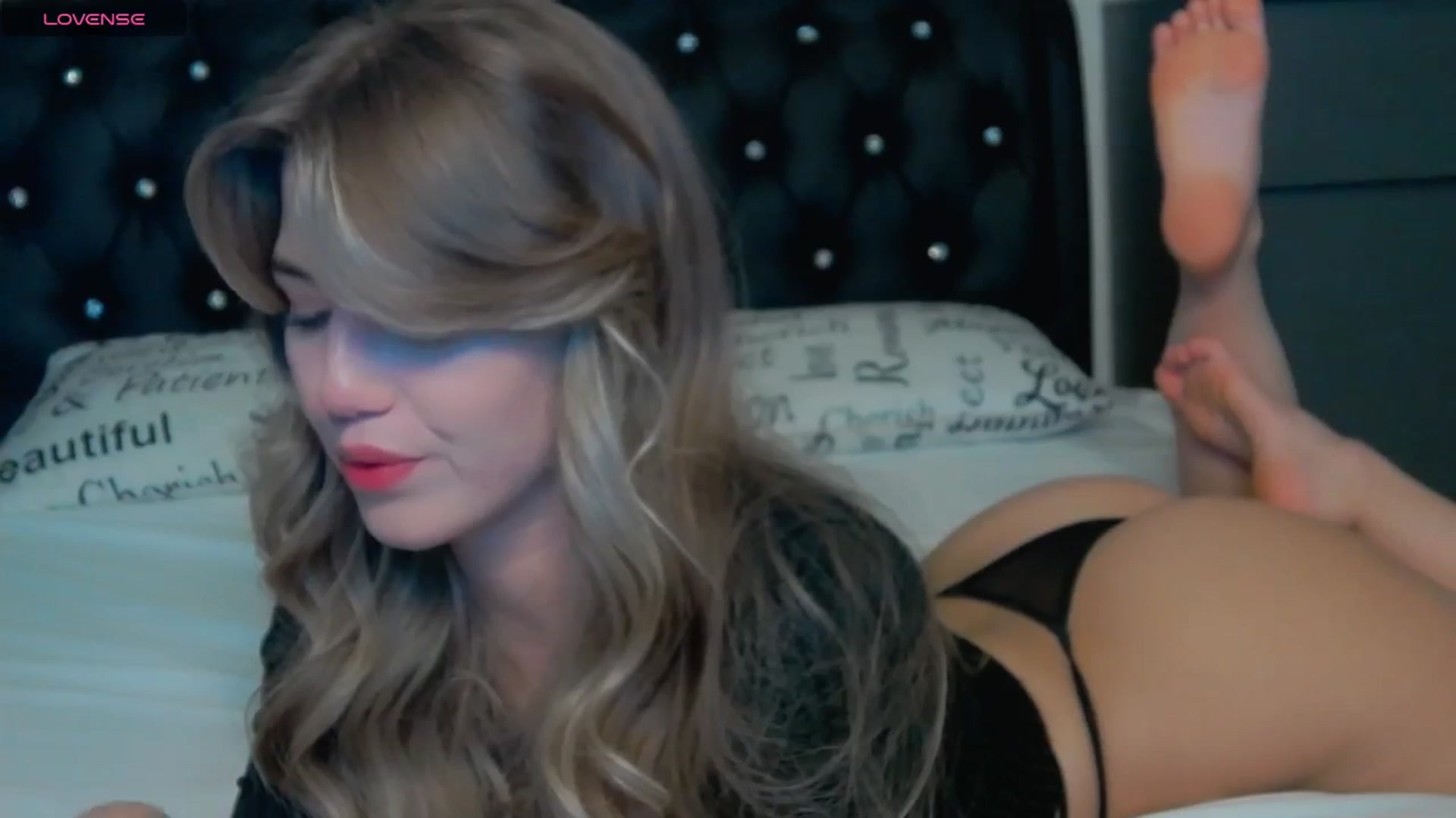 Gallery image thumbnail from KilianSou's myfreecams stream on, 04/05/2025, 07:25 image 8 of 20