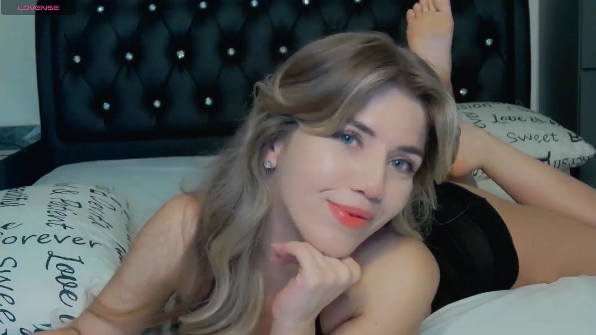 Gallery image thumbnail from KilianSou's myfreecams stream on, 04/05/2025, 09:40 image 15 of 20