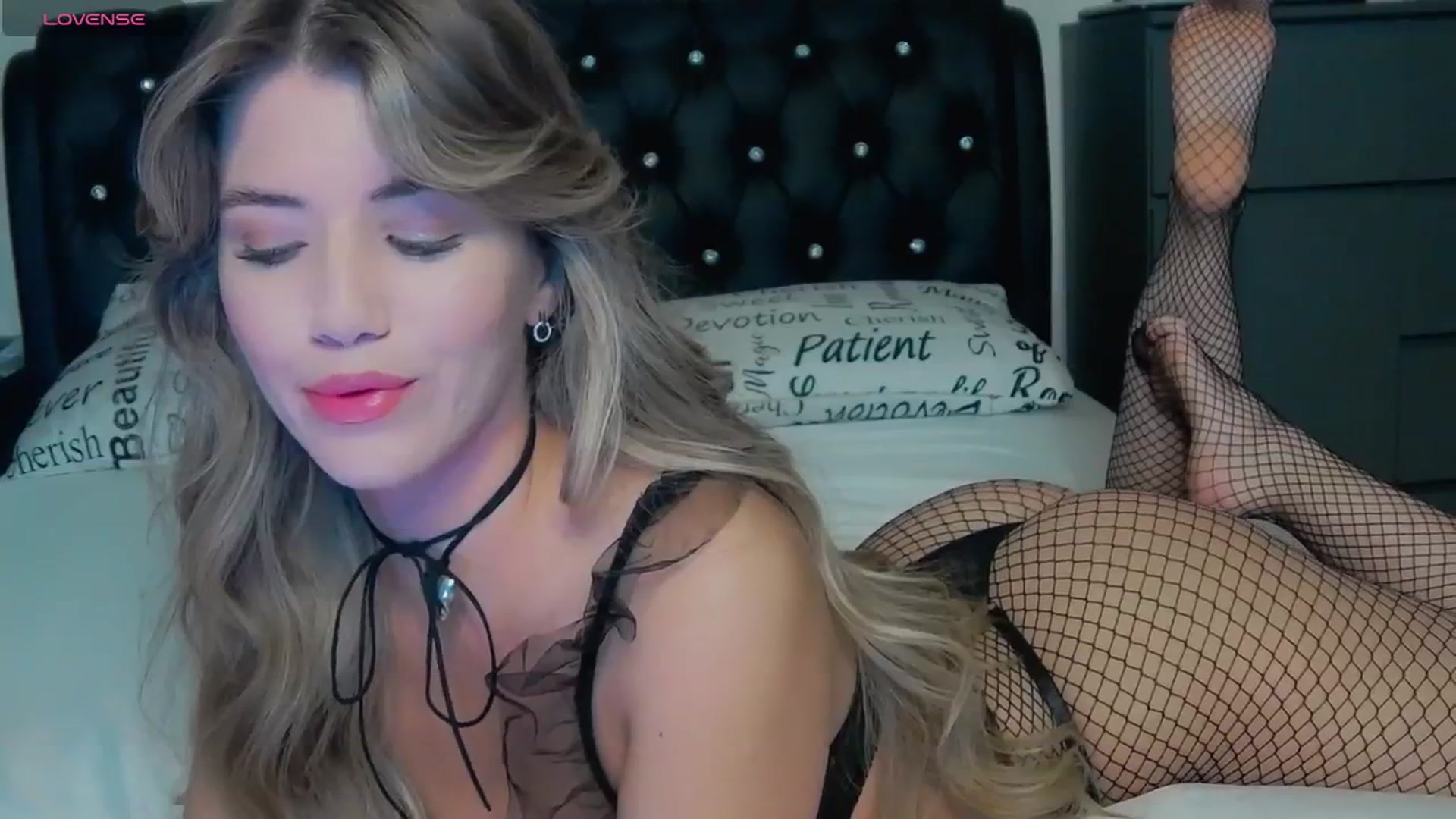 Gallery image thumbnail from KilianSou's myfreecams stream on, 04/06/2025, 24:07 image 2 of 20