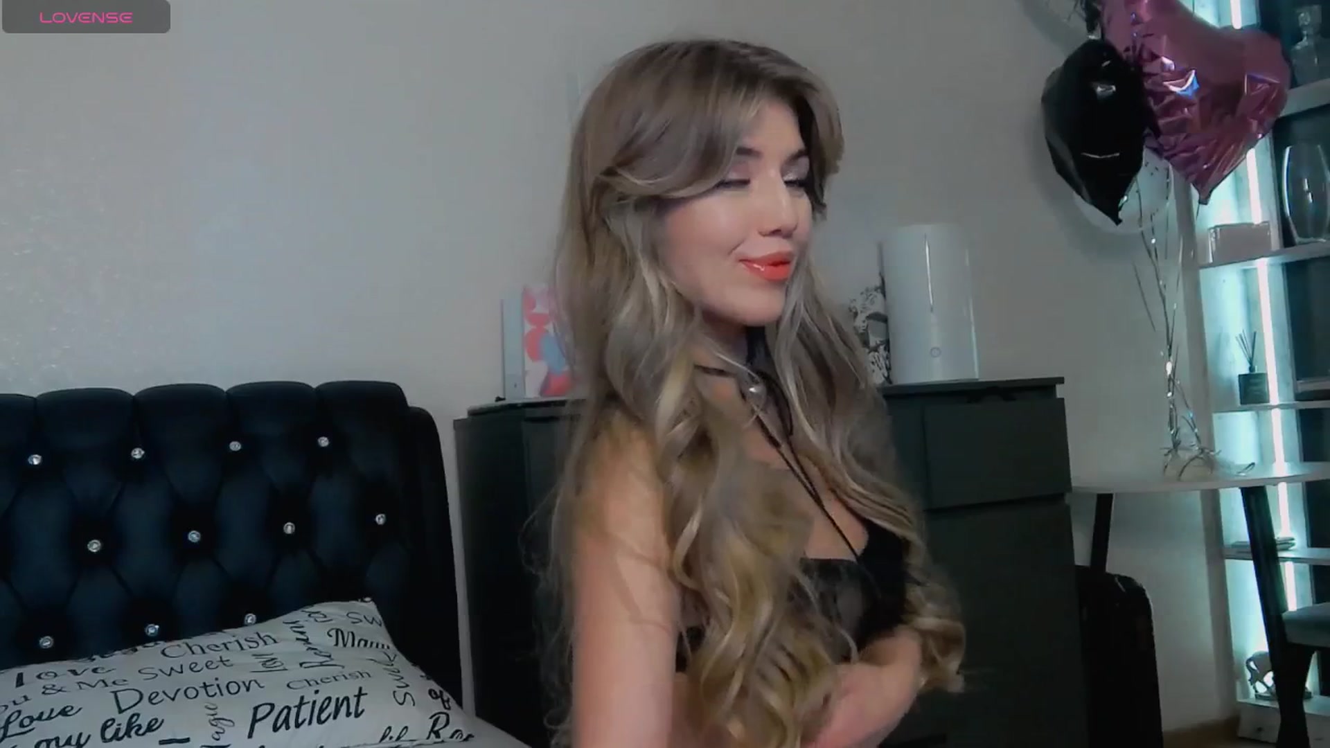 Gallery image thumbnail from KilianSou's myfreecams stream on, 04/06/2025, 05:54 image 8 of 20