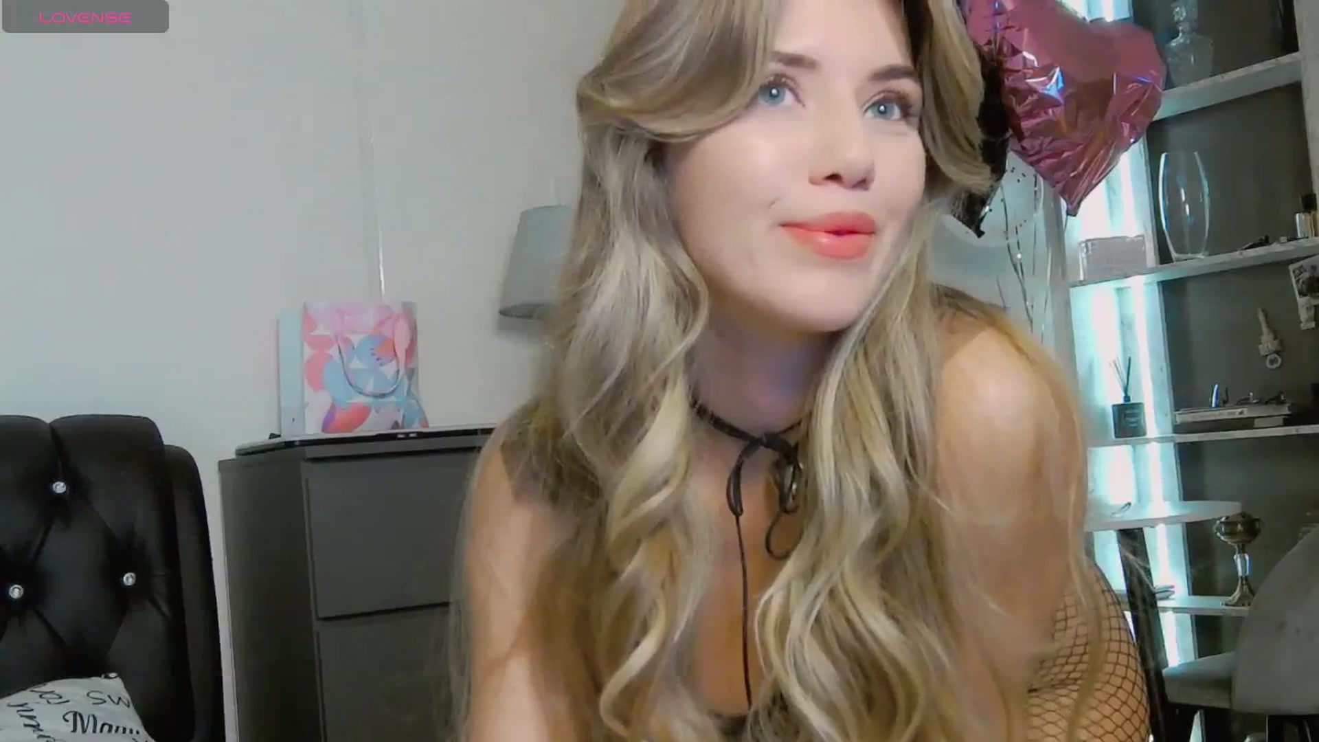 Gallery image thumbnail from KilianSou's myfreecams stream on, 04/06/2025, 05:54 image 14 of 20