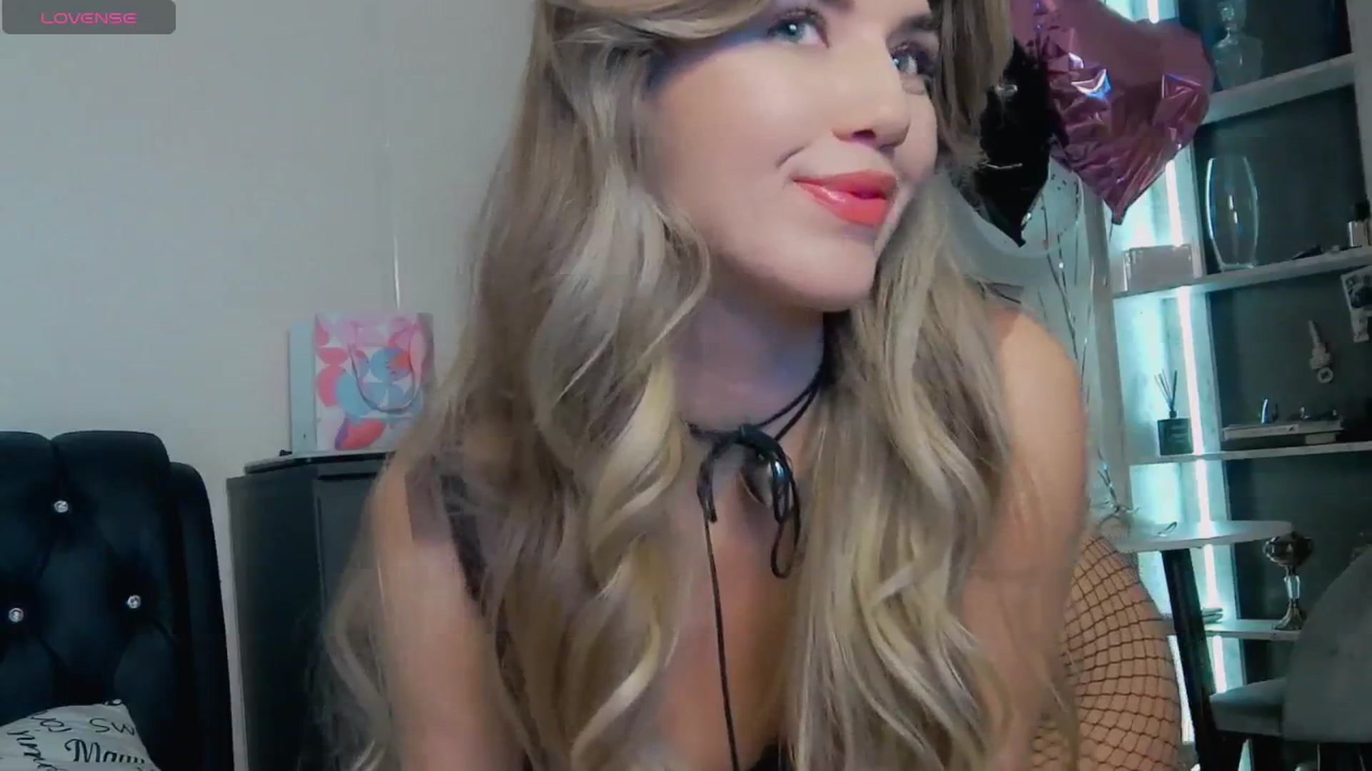 Gallery image thumbnail from KilianSou's myfreecams stream on, 04/06/2025, 05:54 image 15 of 20