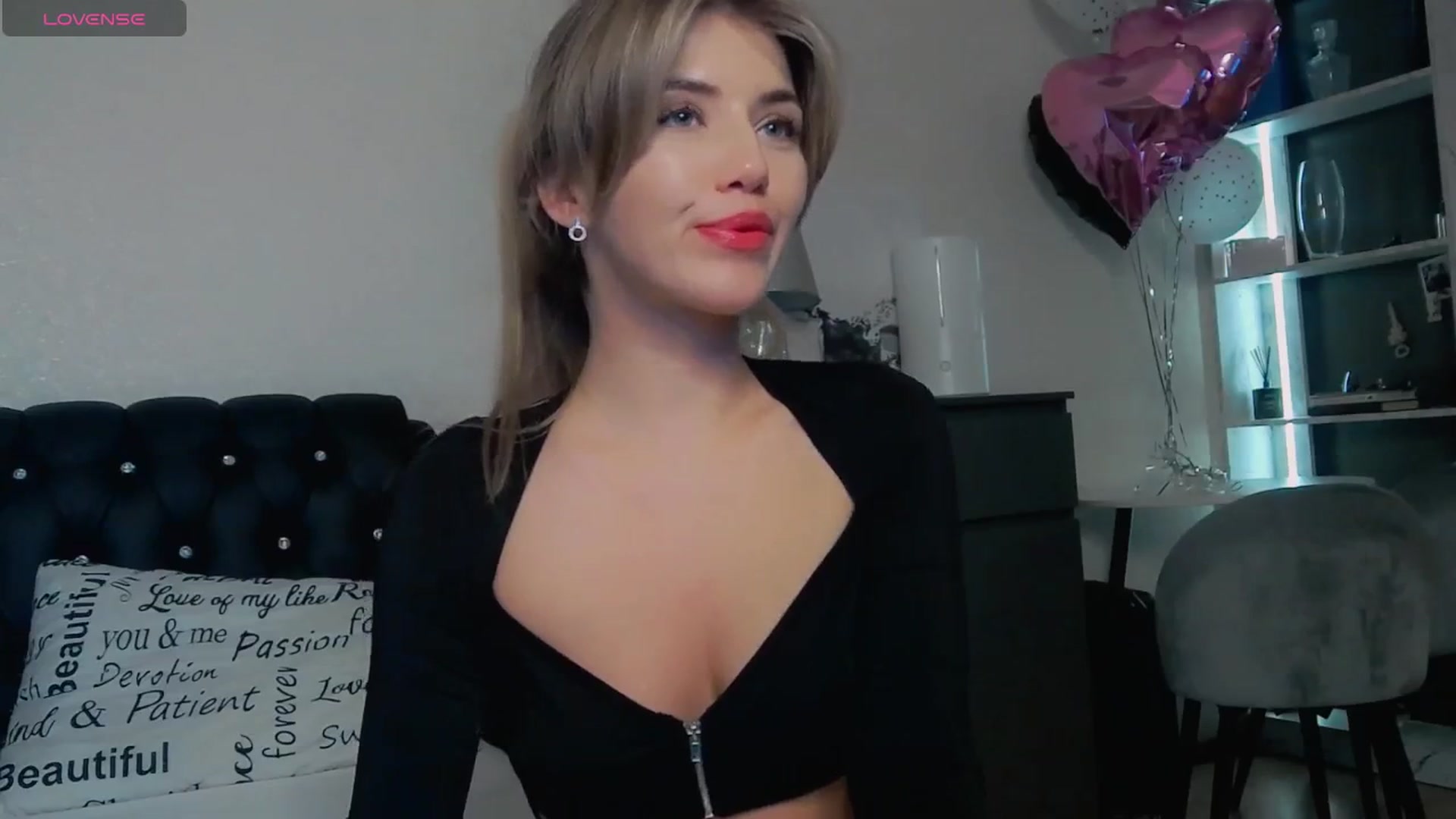 Gallery image thumbnail from KilianSou's myfreecams stream on, 04/07/2025, 08:16 image 10 of 20
