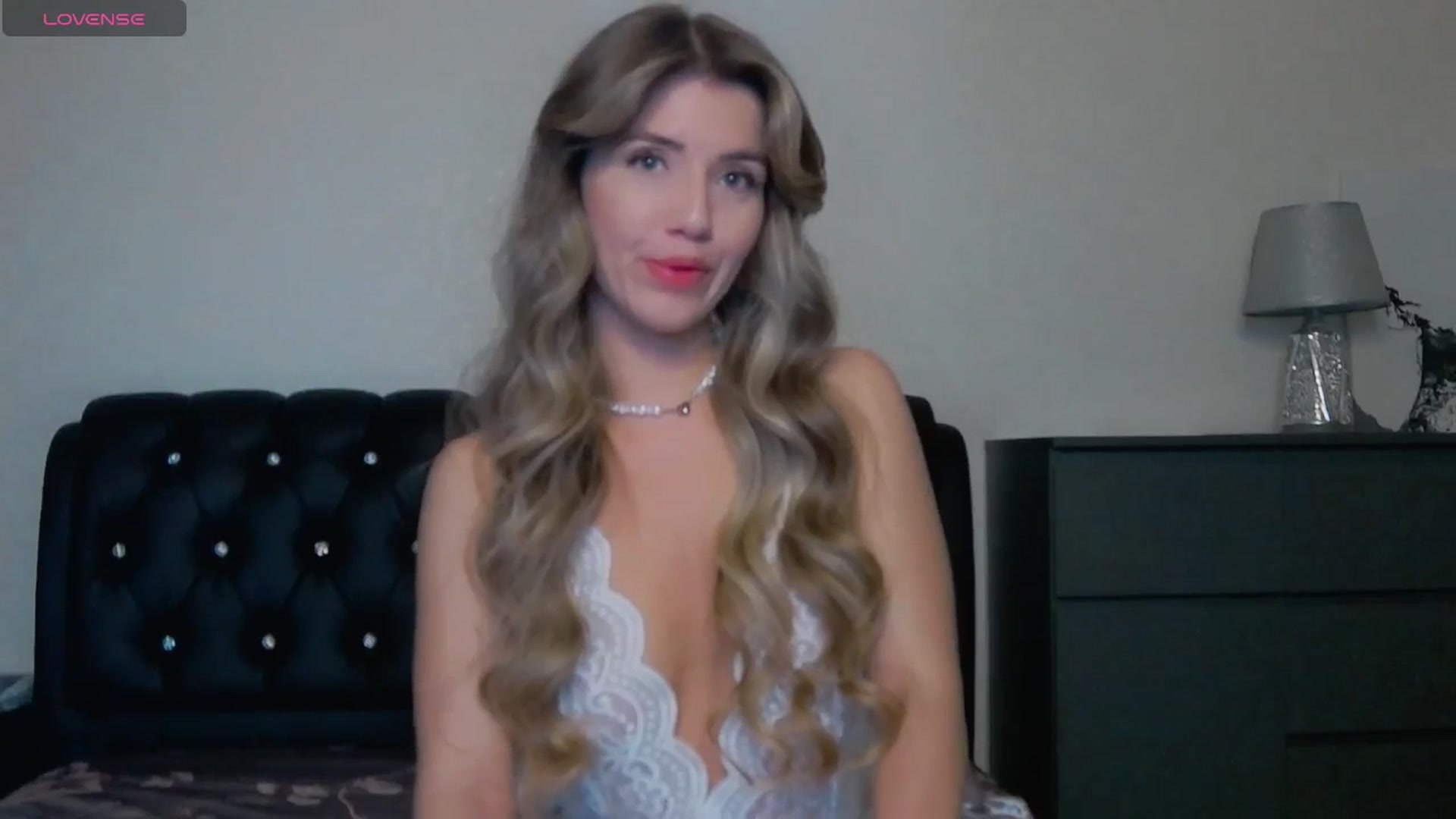 Gallery image thumbnail from KilianSou's myfreecams stream on, 04/19/2025, 04:03 image 4 of 20