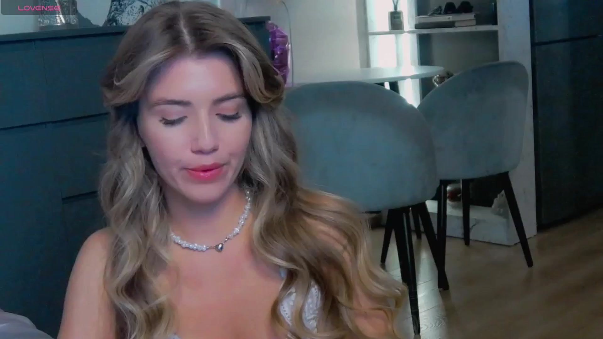 Gallery image thumbnail from KilianSou's myfreecams stream on, 04/19/2025, 04:03 image 19 of 20