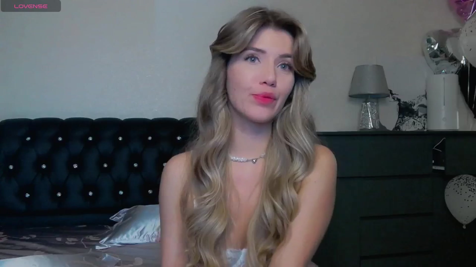 Gallery image thumbnail from KilianSou's myfreecams stream on, 04/19/2025, 08:06 image 20 of 20