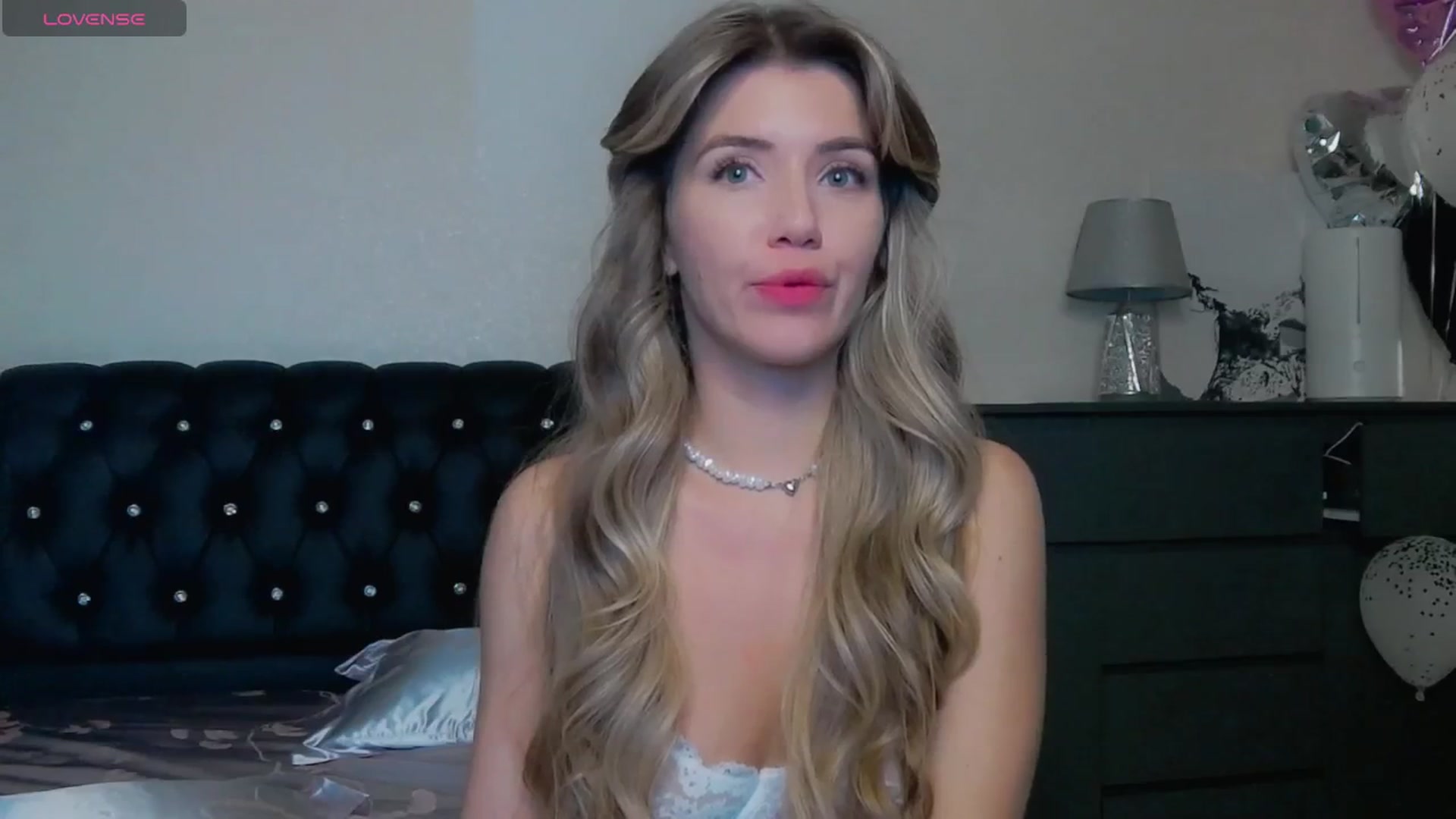 Gallery image thumbnail from KilianSou's myfreecams stream on, 04/19/2025, 08:06 image 18 of 20