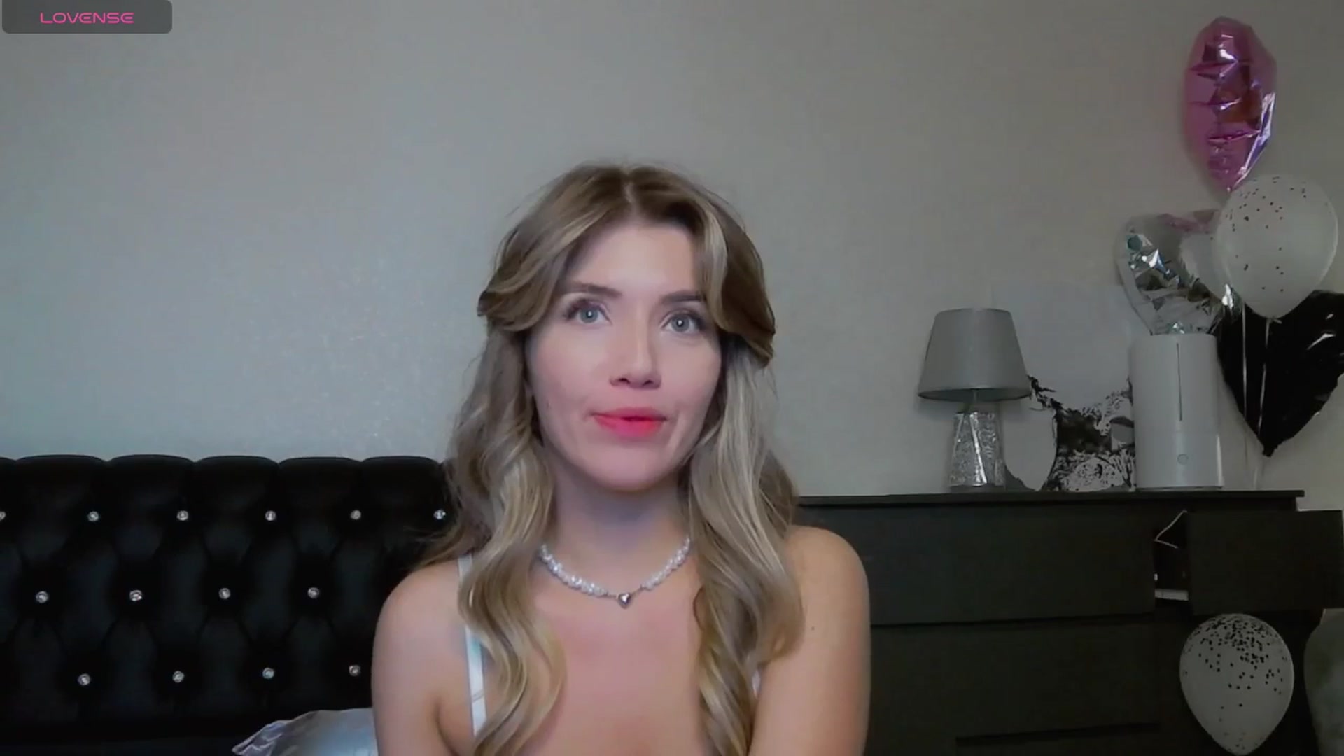 Gallery image thumbnail from KilianSou's myfreecams stream on, 04/19/2025, 08:06 image 2 of 20